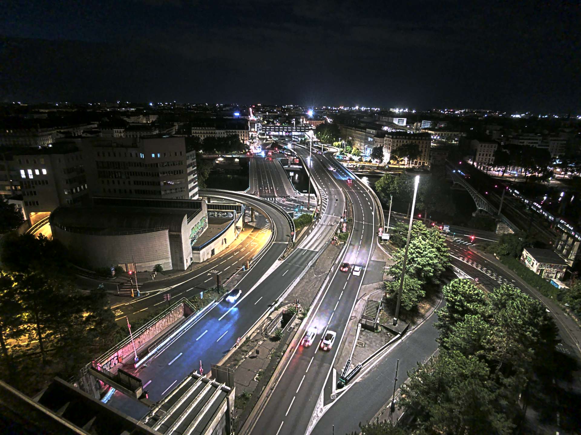 Caméra autoroute à Lyon Perrache à l'entrée Sud du Tunnel sous Fourvière, en direction de Marseille