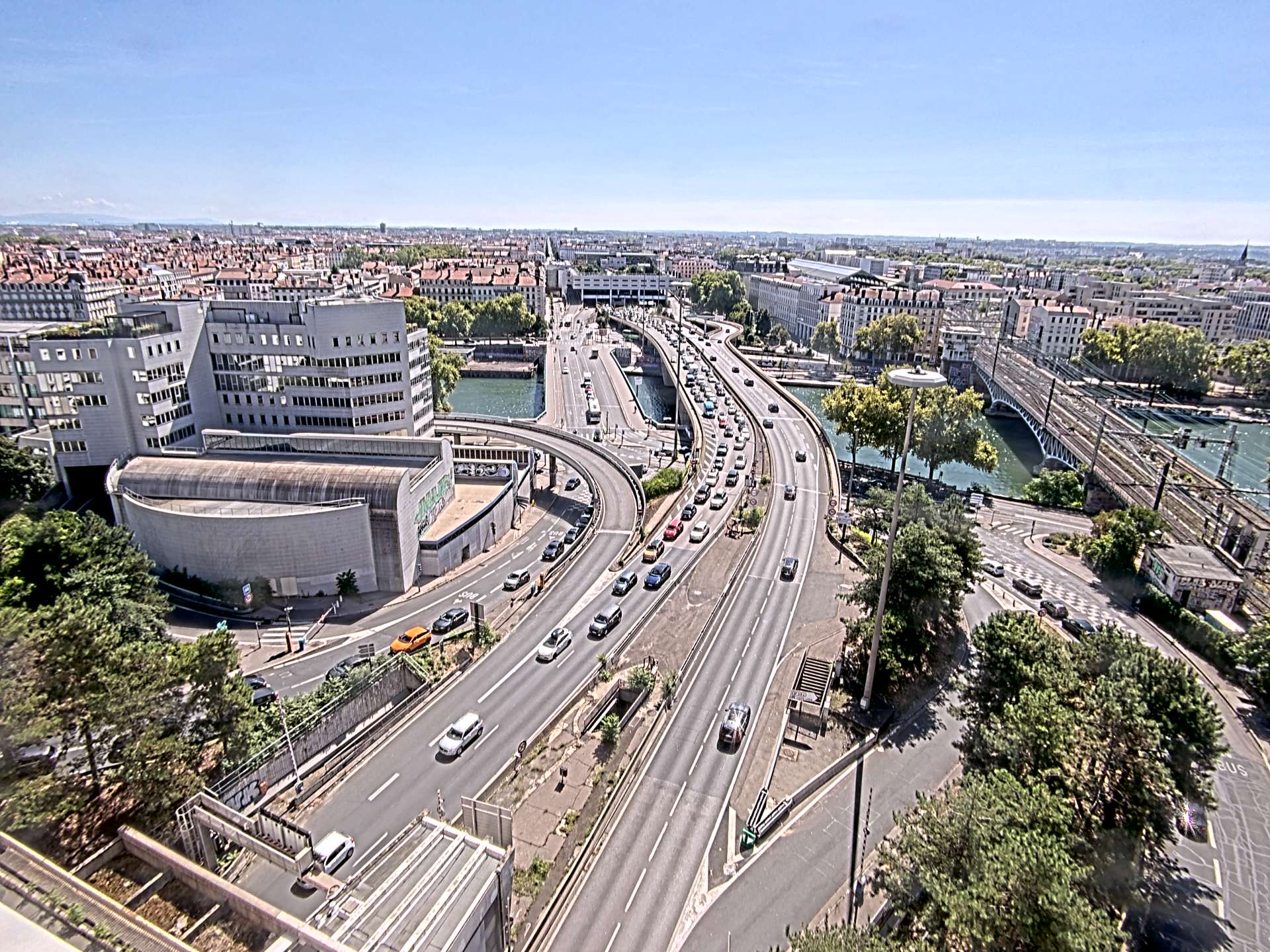 Caméra autoroute à Lyon Perrache à l'entrée Sud du Tunnel sous Fourvière, en direction de Marseille
