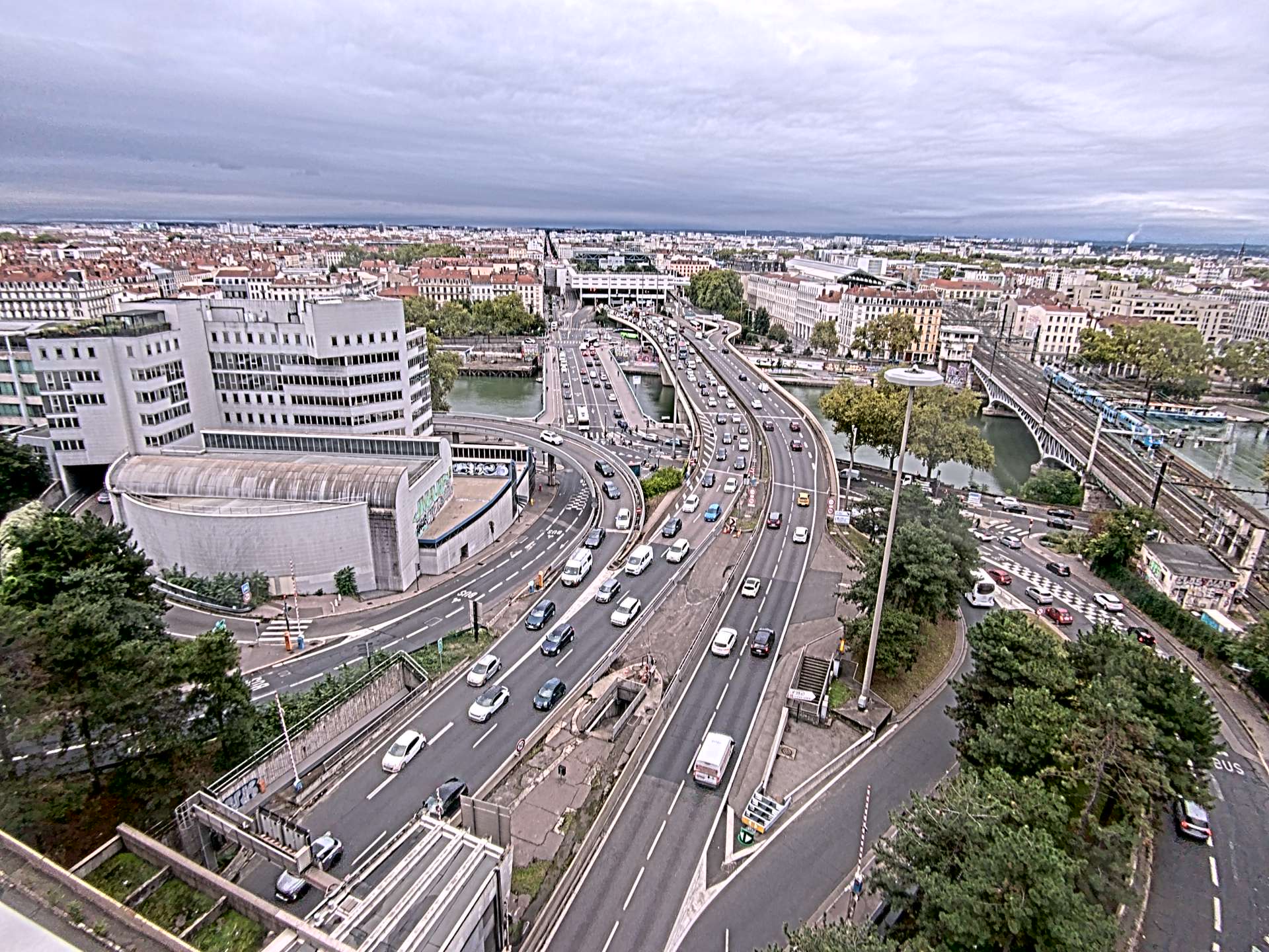 Caméra autoroute à Lyon Perrache à l'entrée Sud du Tunnel sous Fourvière, en direction de Marseille