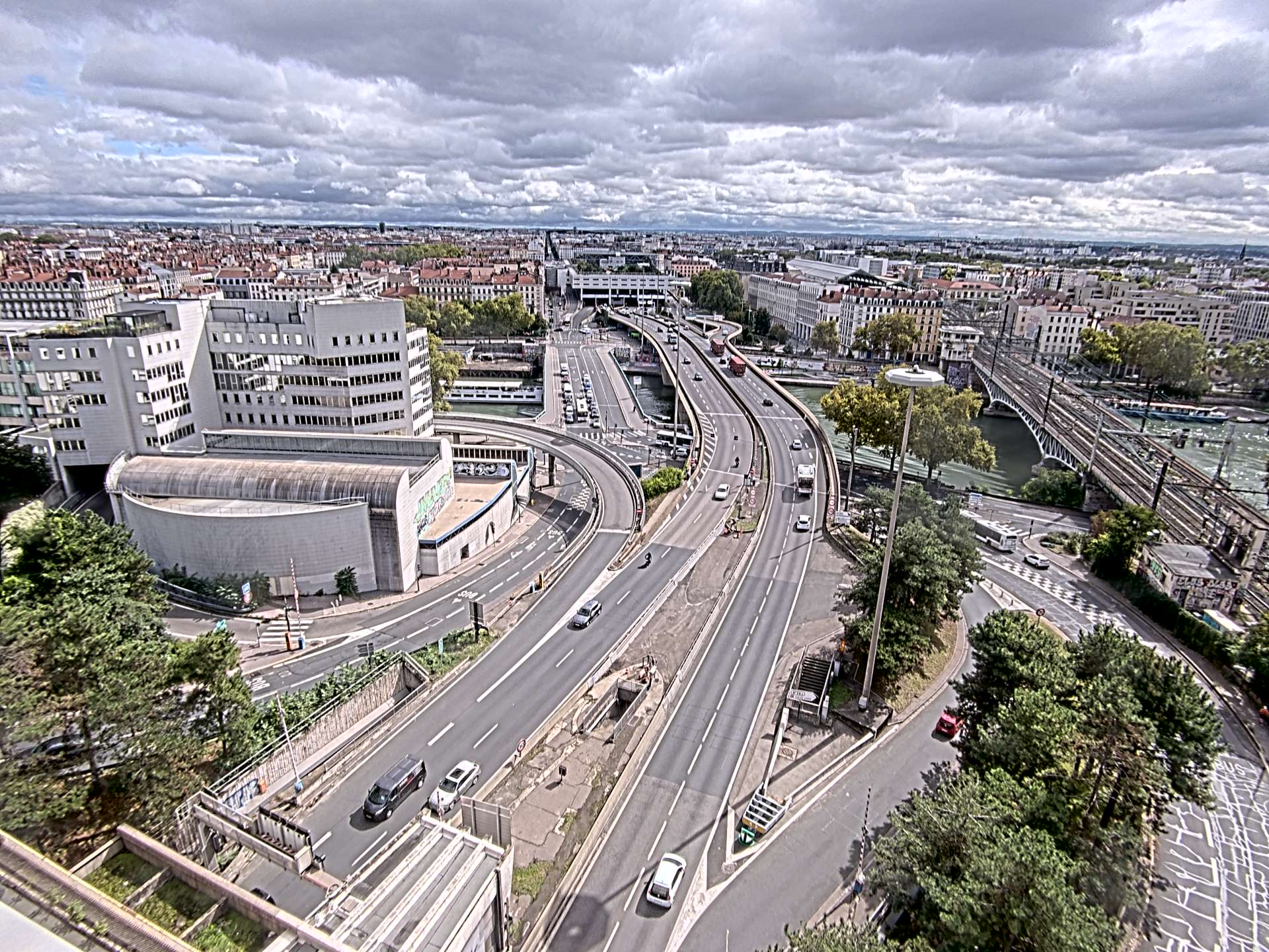 Caméra autoroute à Lyon Perrache à l'entrée Sud du Tunnel sous Fourvière, en direction de Marseille