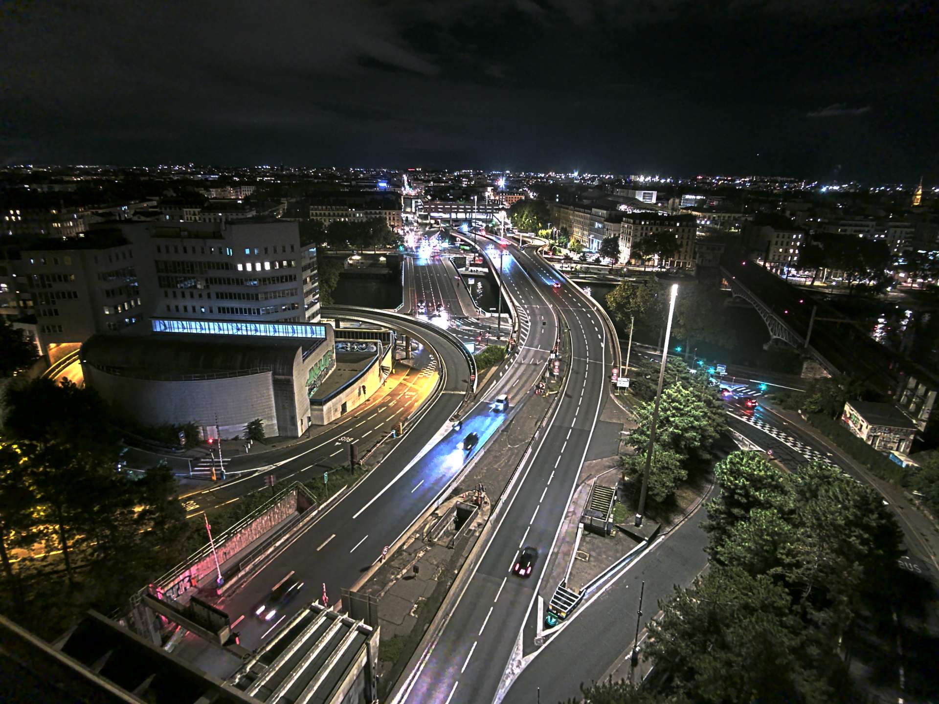 Caméra autoroute à Lyon Perrache à l'entrée Sud du Tunnel sous Fourvière, en direction de Marseille