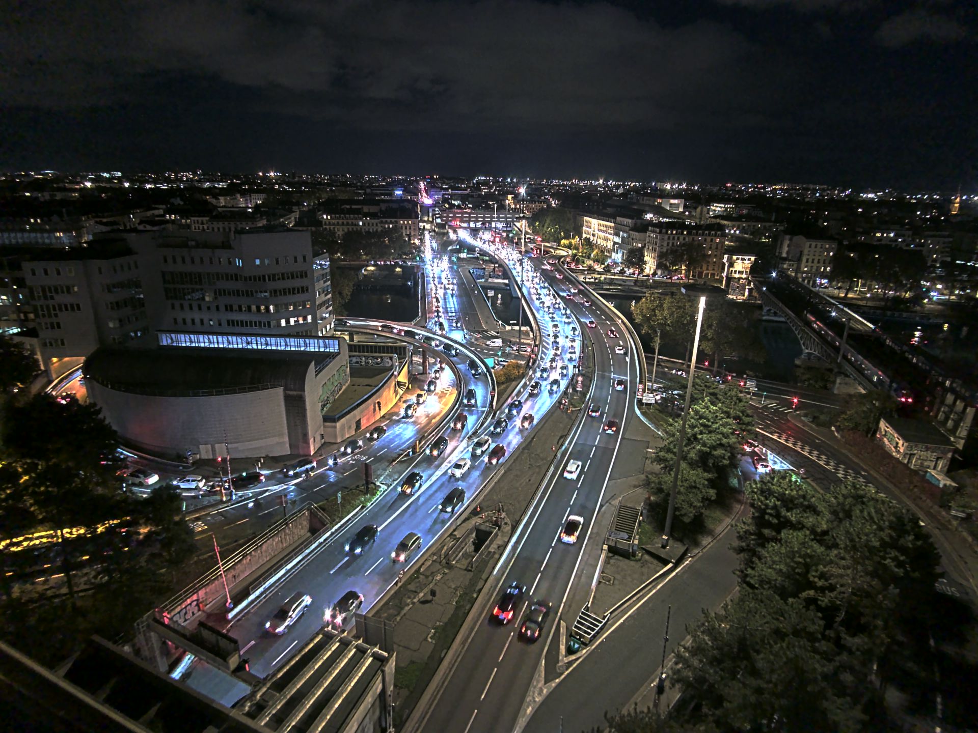 Caméra autoroute à Lyon Perrache à l'entrée Sud du Tunnel sous Fourvière, en direction de Marseille