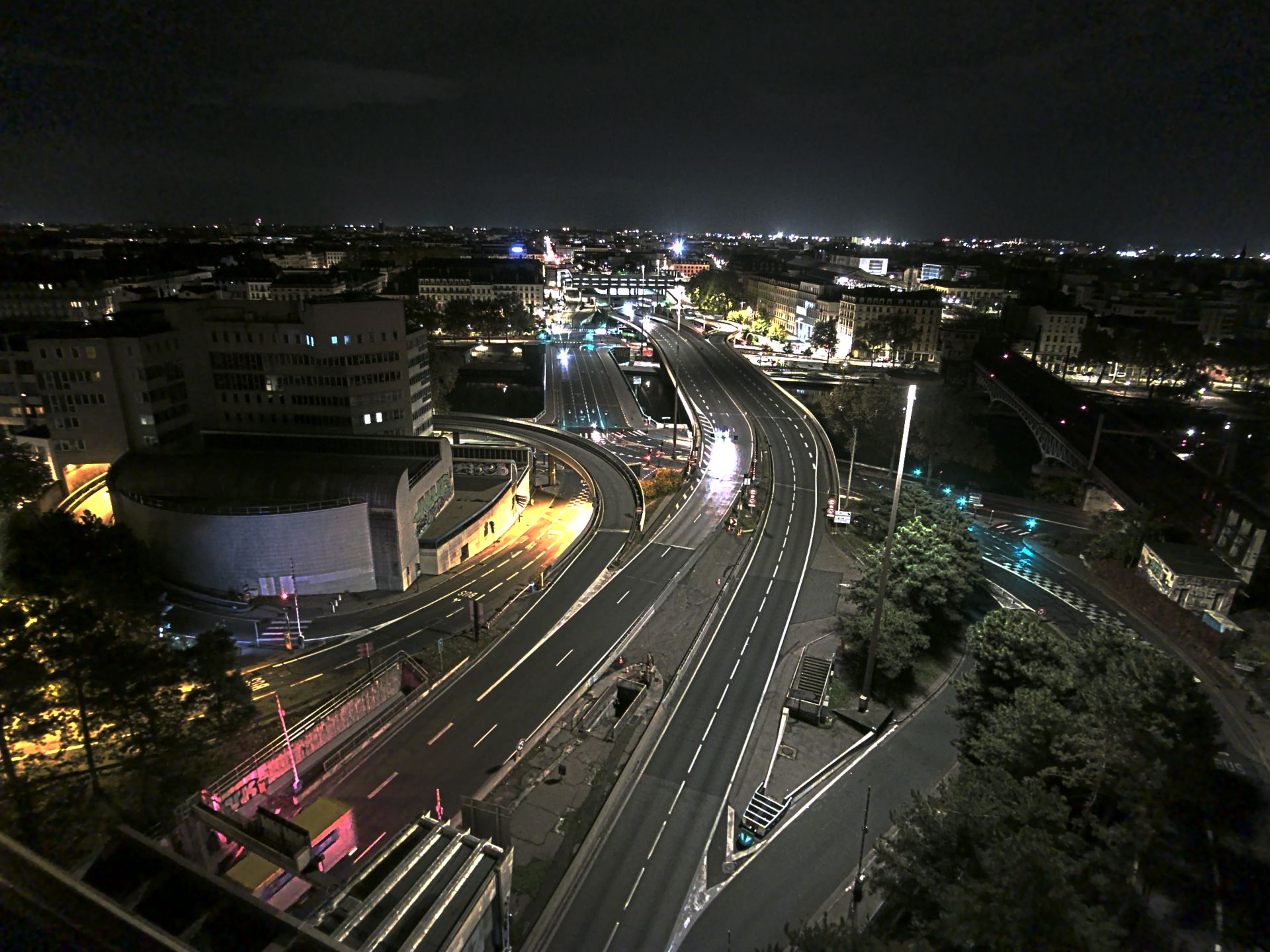 Caméra autoroute à Lyon Perrache à l'entrée Sud du Tunnel sous Fourvière, en direction de Marseille