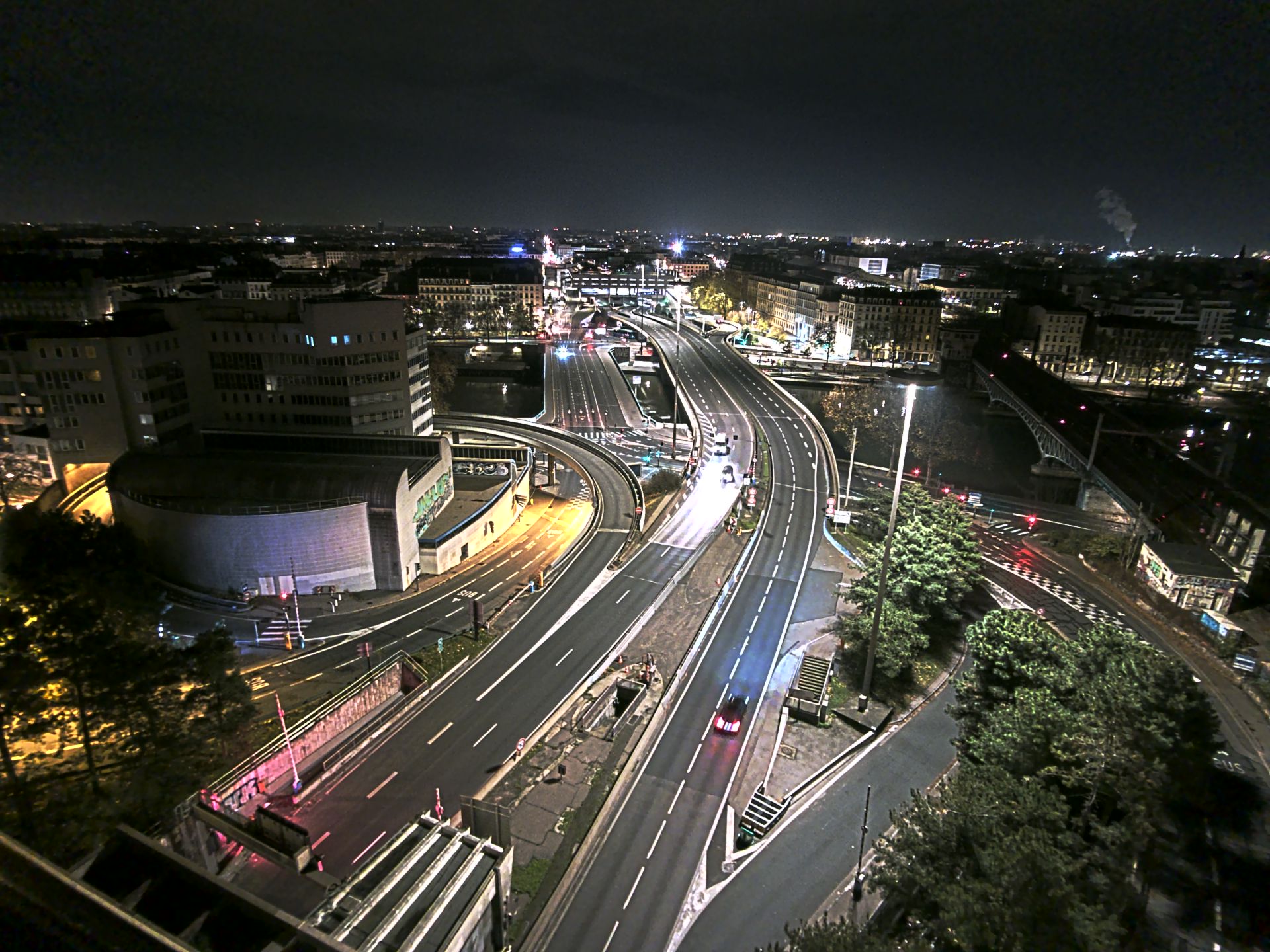 Caméra autoroute à Lyon Perrache à l'entrée Sud du Tunnel sous Fourvière, en direction de Marseille