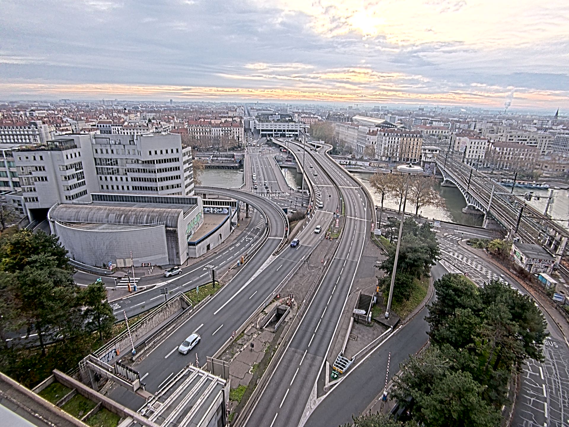 Caméra autoroute à Lyon Perrache à l'entrée Sud du Tunnel sous Fourvière, en direction de Marseille