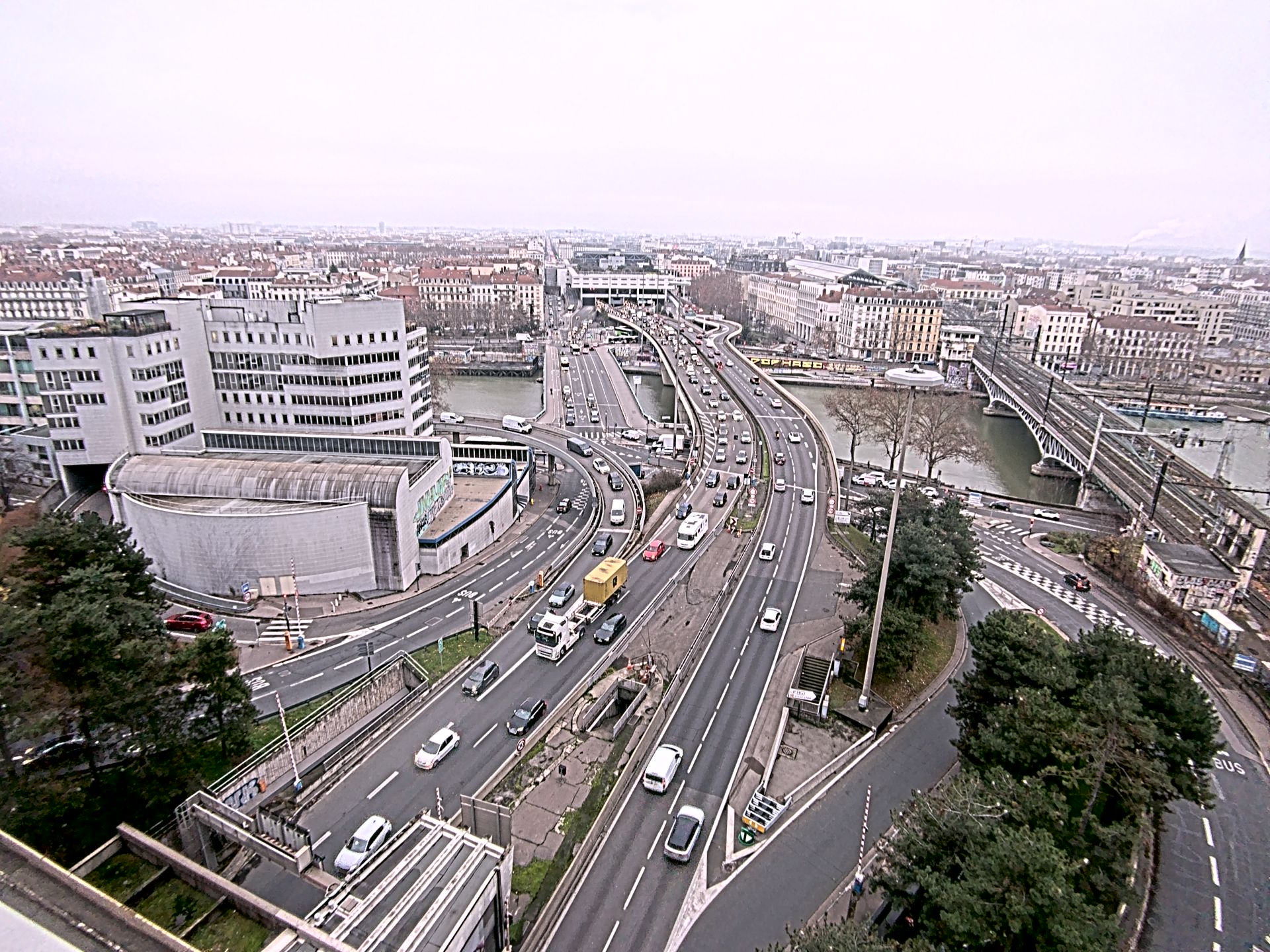 Caméra autoroute à Lyon Perrache à l'entrée Sud du Tunnel sous Fourvière, en direction de Marseille
