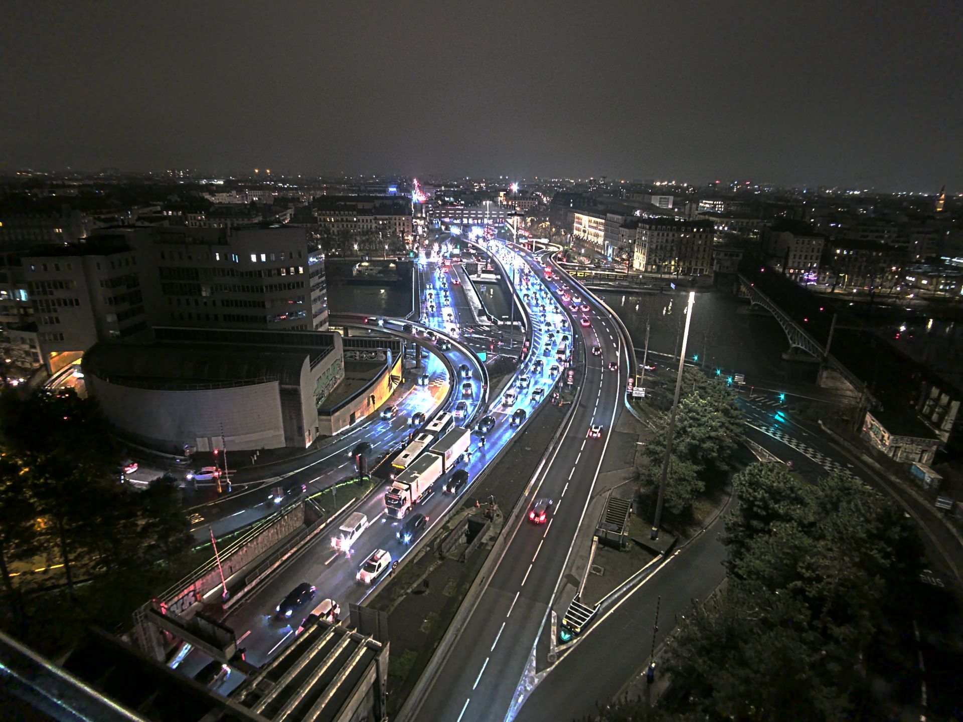 Caméra autoroute à Lyon Perrache à l'entrée Sud du Tunnel sous Fourvière, en direction de Marseille