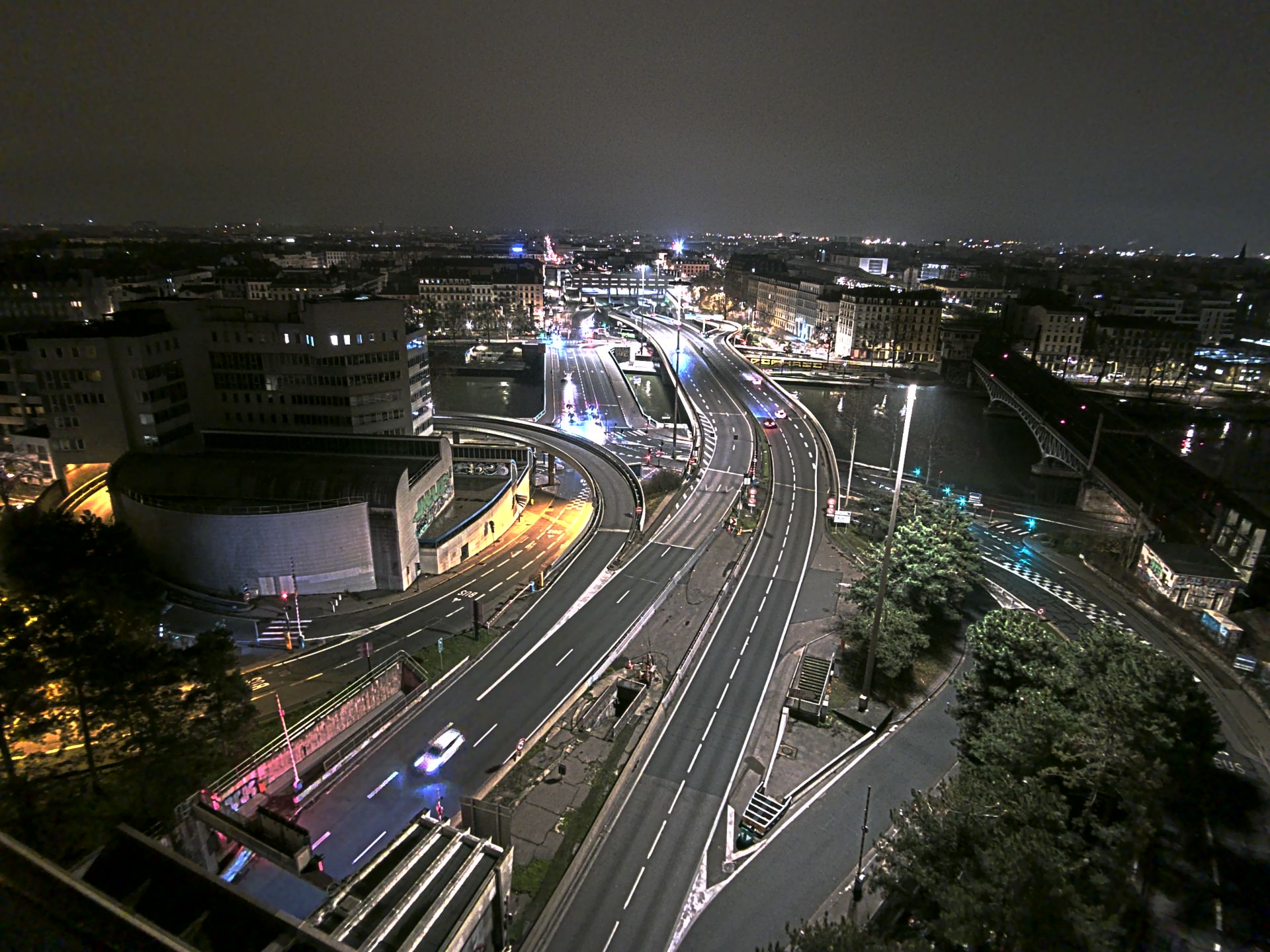 Caméra autoroute à Lyon Perrache à l'entrée Sud du Tunnel sous Fourvière, en direction de Marseille