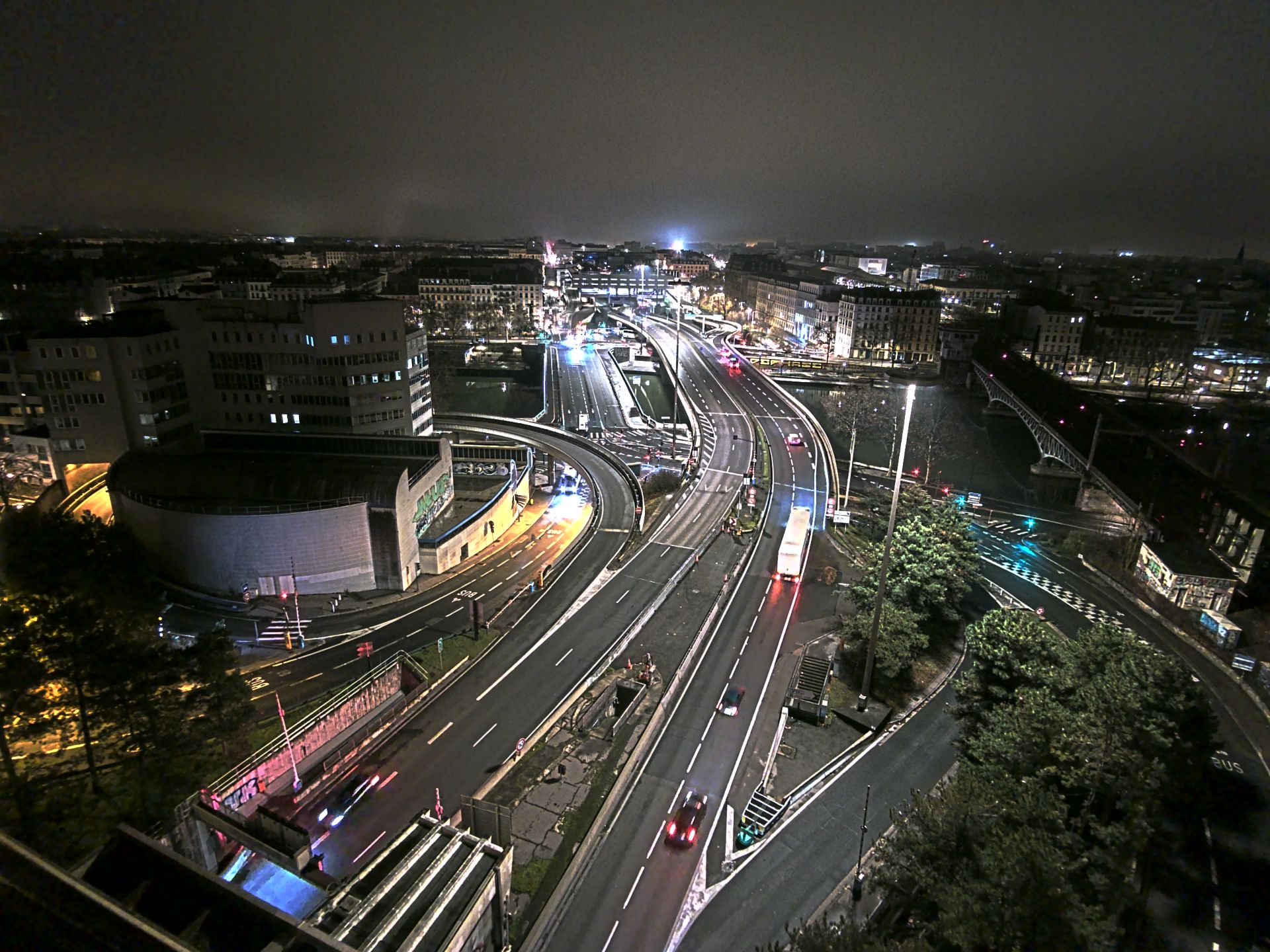 Caméra autoroute à Lyon Perrache à l'entrée Sud du Tunnel sous Fourvière, en direction de Marseille