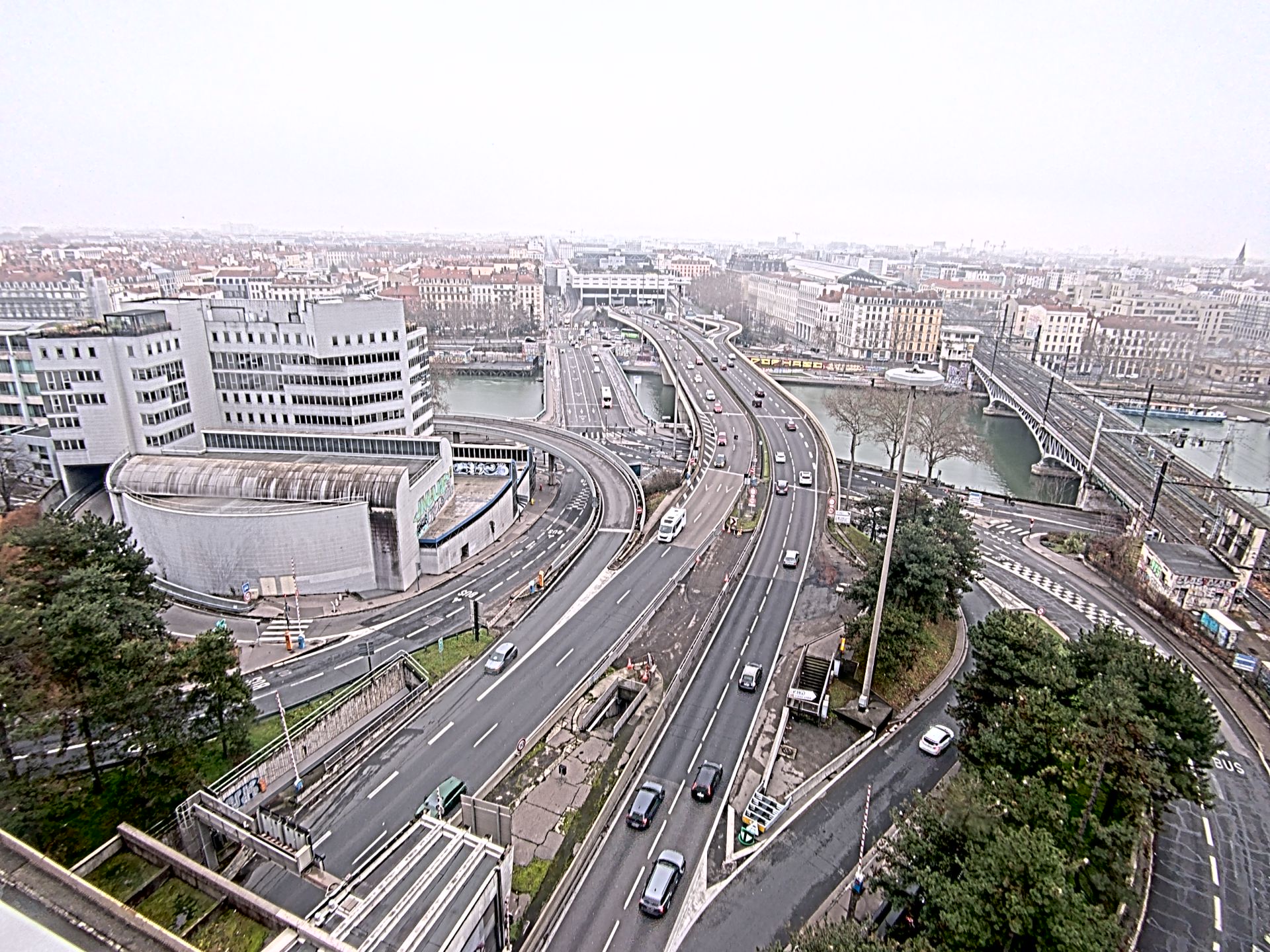 Caméra autoroute à Lyon Perrache à l'entrée Sud du Tunnel sous Fourvière, en direction de Marseille
