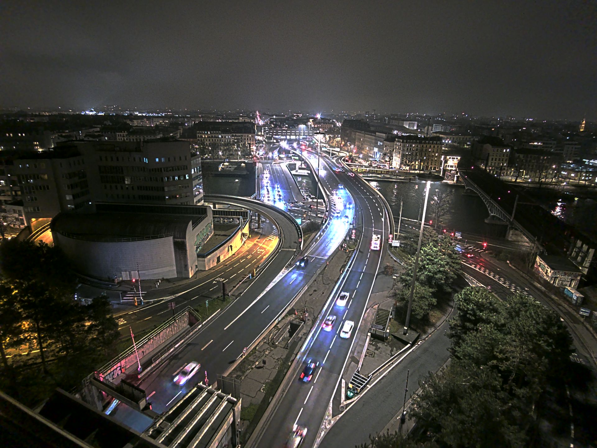 Caméra autoroute à Lyon Perrache à l'entrée Sud du Tunnel sous Fourvière, en direction de Marseille