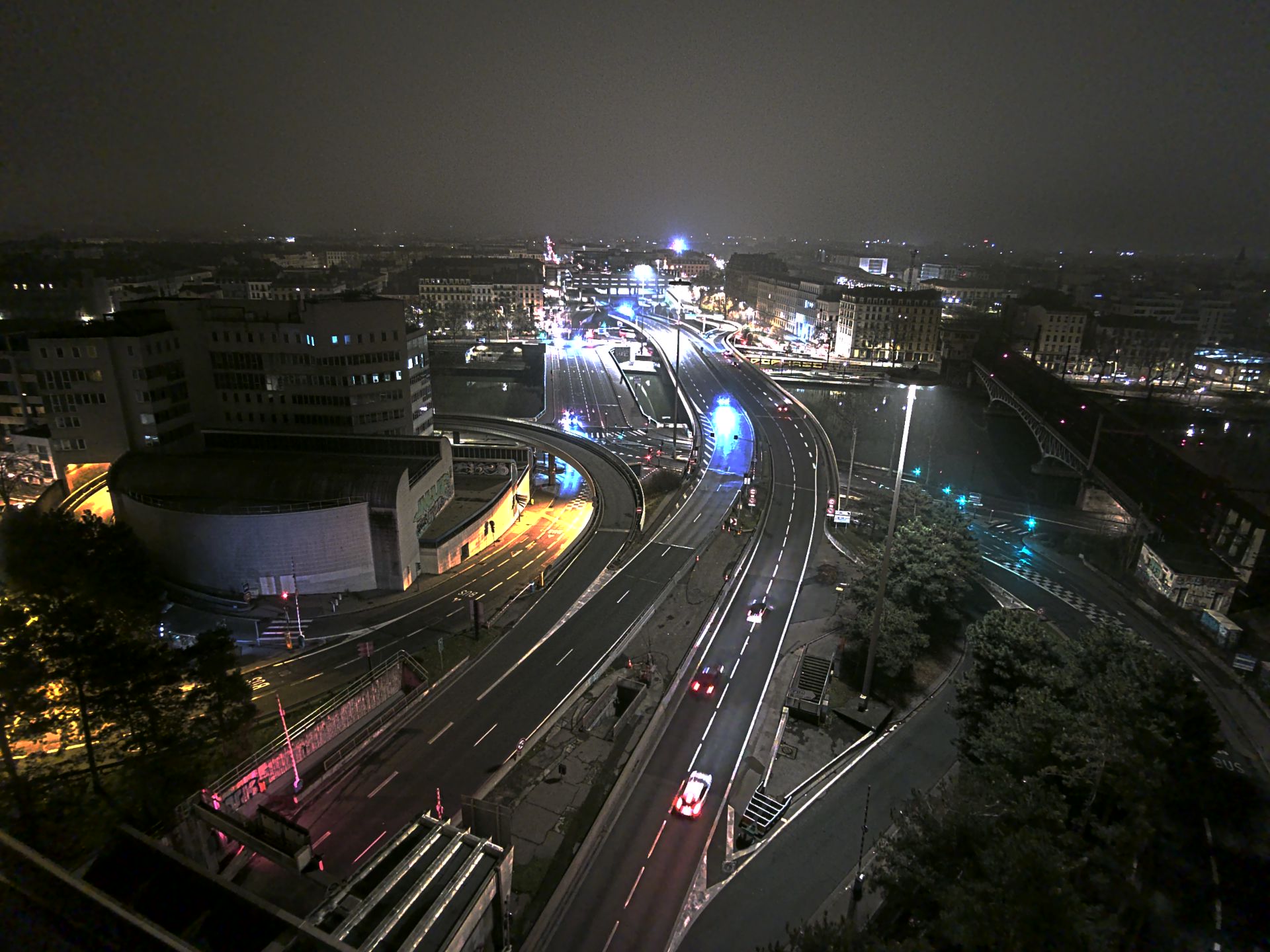 Caméra autoroute à Lyon Perrache à l'entrée Sud du Tunnel sous Fourvière, en direction de Marseille