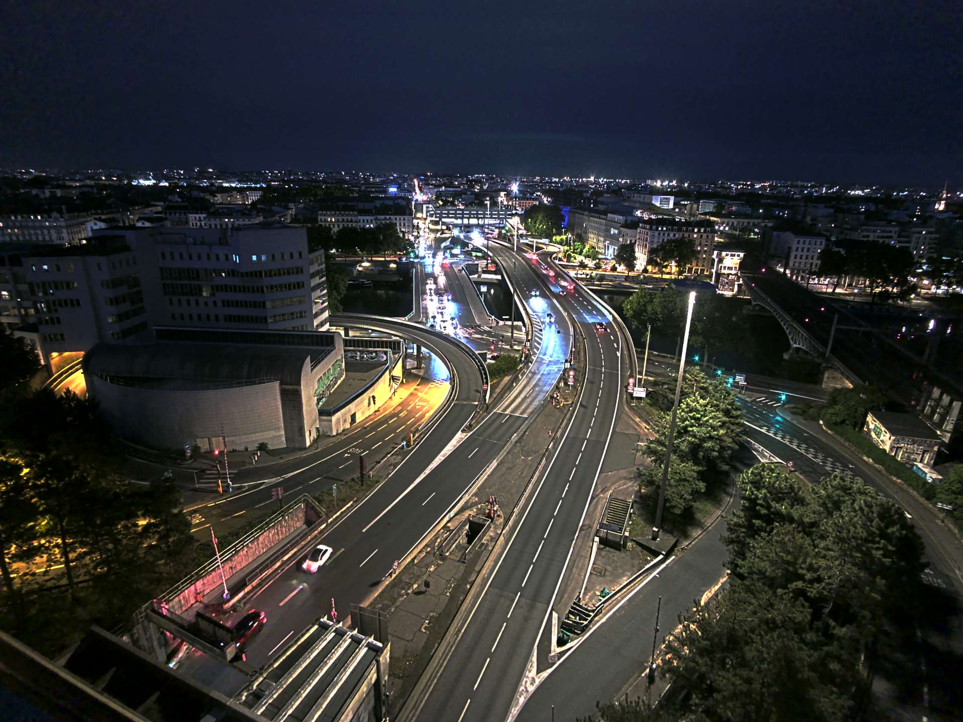Caméra autoroute à Lyon Perrache à l'entrée Sud du Tunnel sous Fourvière, en direction de Marseille