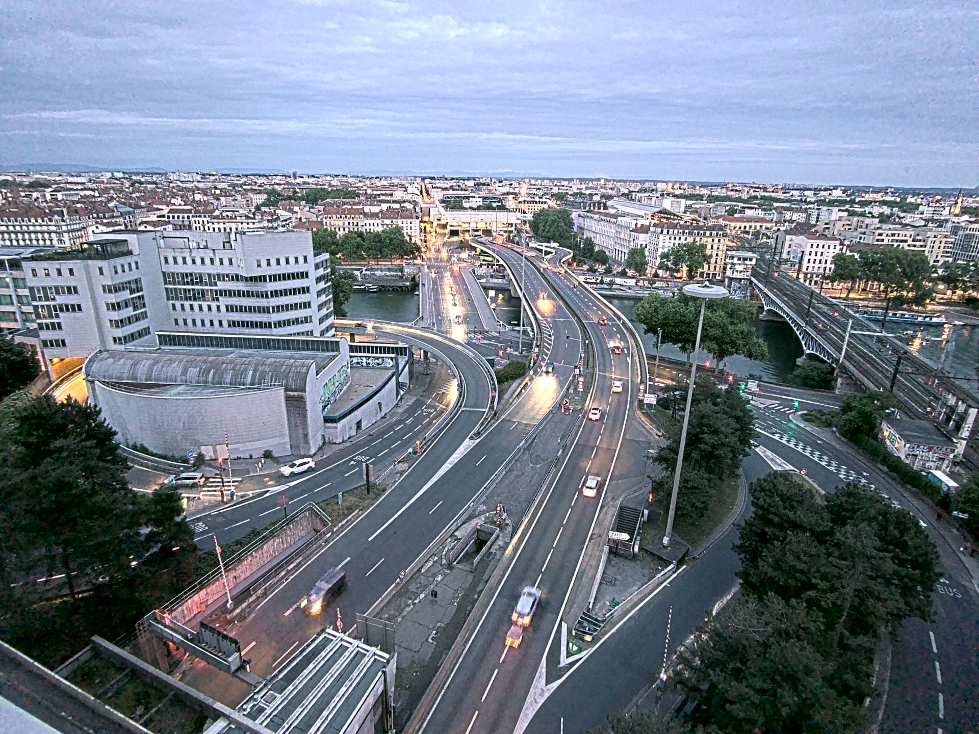 Caméra autoroute à Lyon Perrache à l'entrée Sud du Tunnel sous Fourvière, en direction de Marseille