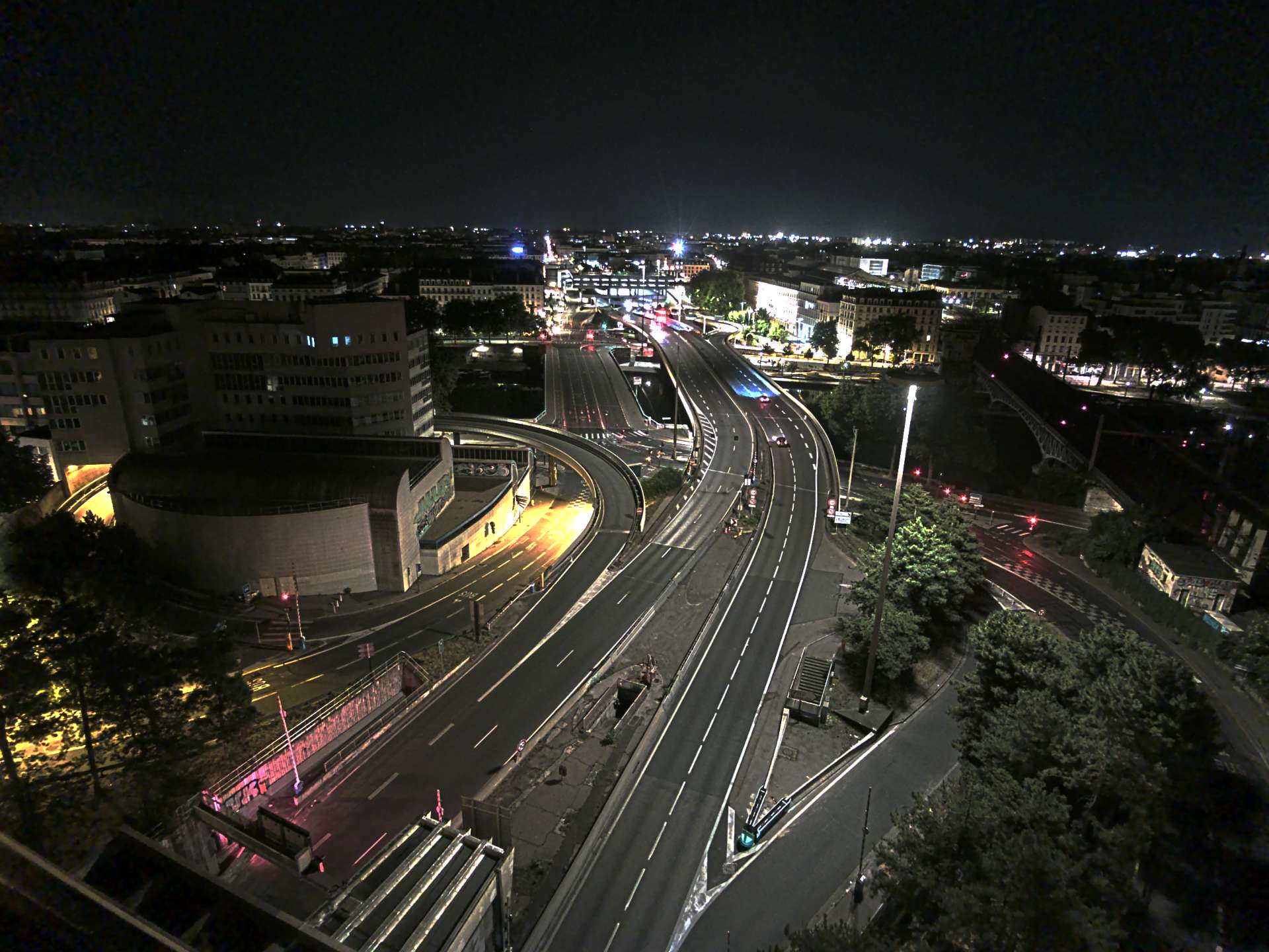Caméra autoroute à Lyon Perrache à l'entrée Sud du Tunnel sous Fourvière, en direction de Marseille