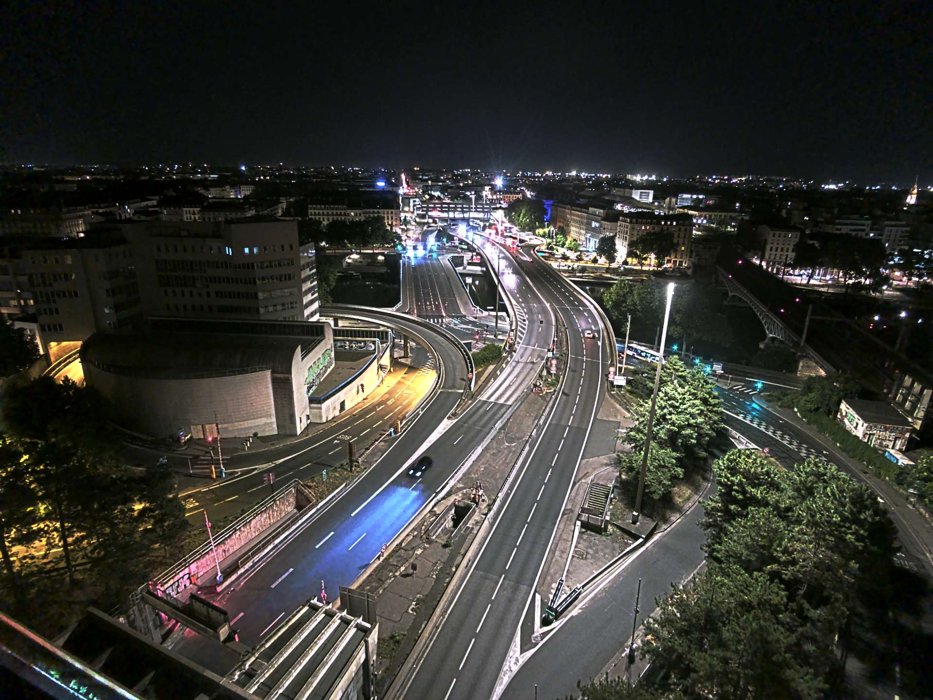 Caméra autoroute à Lyon Perrache à l'entrée Sud du Tunnel sous Fourvière, en direction de Marseille