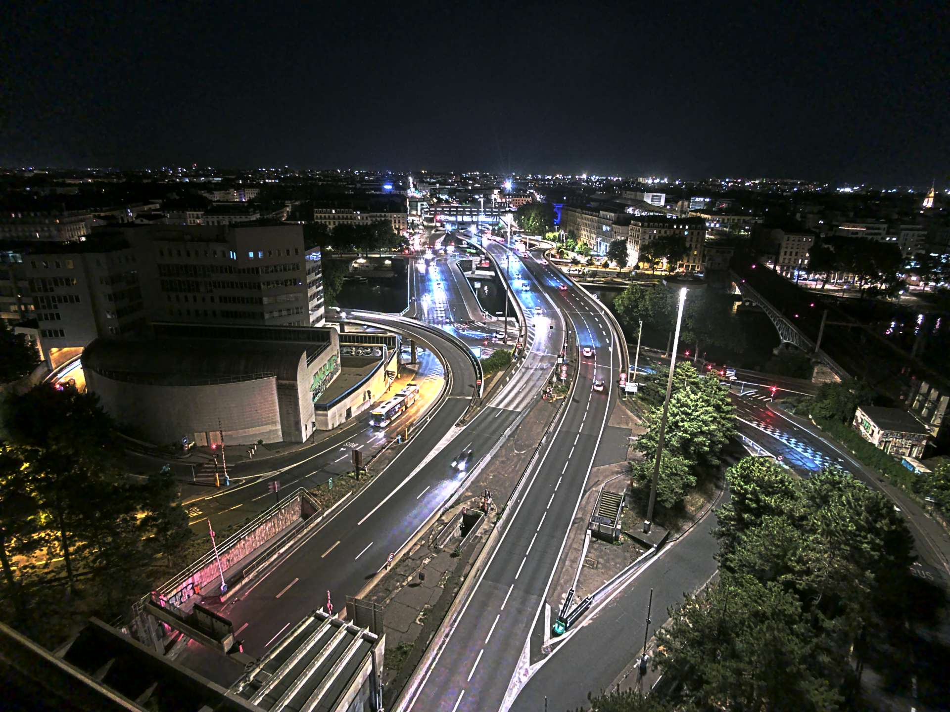 Caméra autoroute à Lyon Perrache à l'entrée Sud du Tunnel sous Fourvière, en direction de Marseille