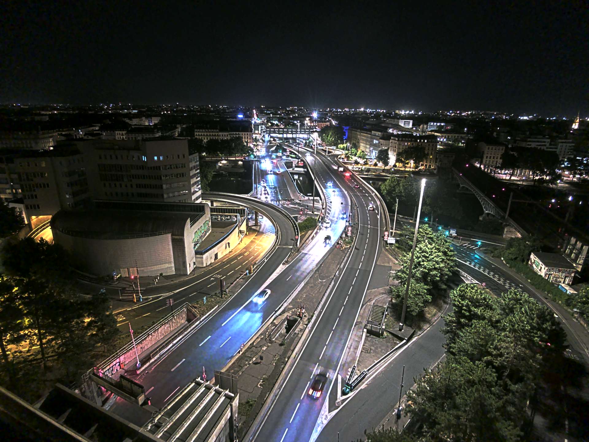 Caméra autoroute à Lyon Perrache à l'entrée Sud du Tunnel sous Fourvière, en direction de Marseille