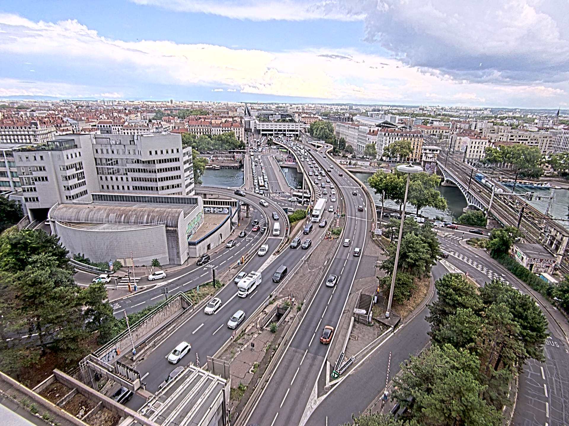 Caméra autoroute à Lyon Perrache à l'entrée Sud du Tunnel sous Fourvière, en direction de Marseille