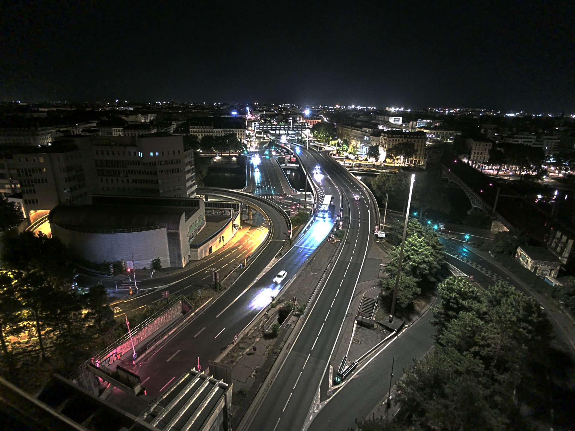 Caméra autoroute à Lyon Perrache à l'entrée Sud du Tunnel sous Fourvière, en direction de Marseille