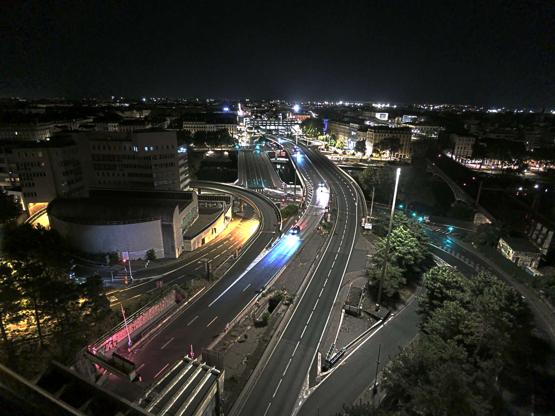 Caméra autoroute à Lyon Perrache à l'entrée Sud du Tunnel sous Fourvière, en direction de Marseille