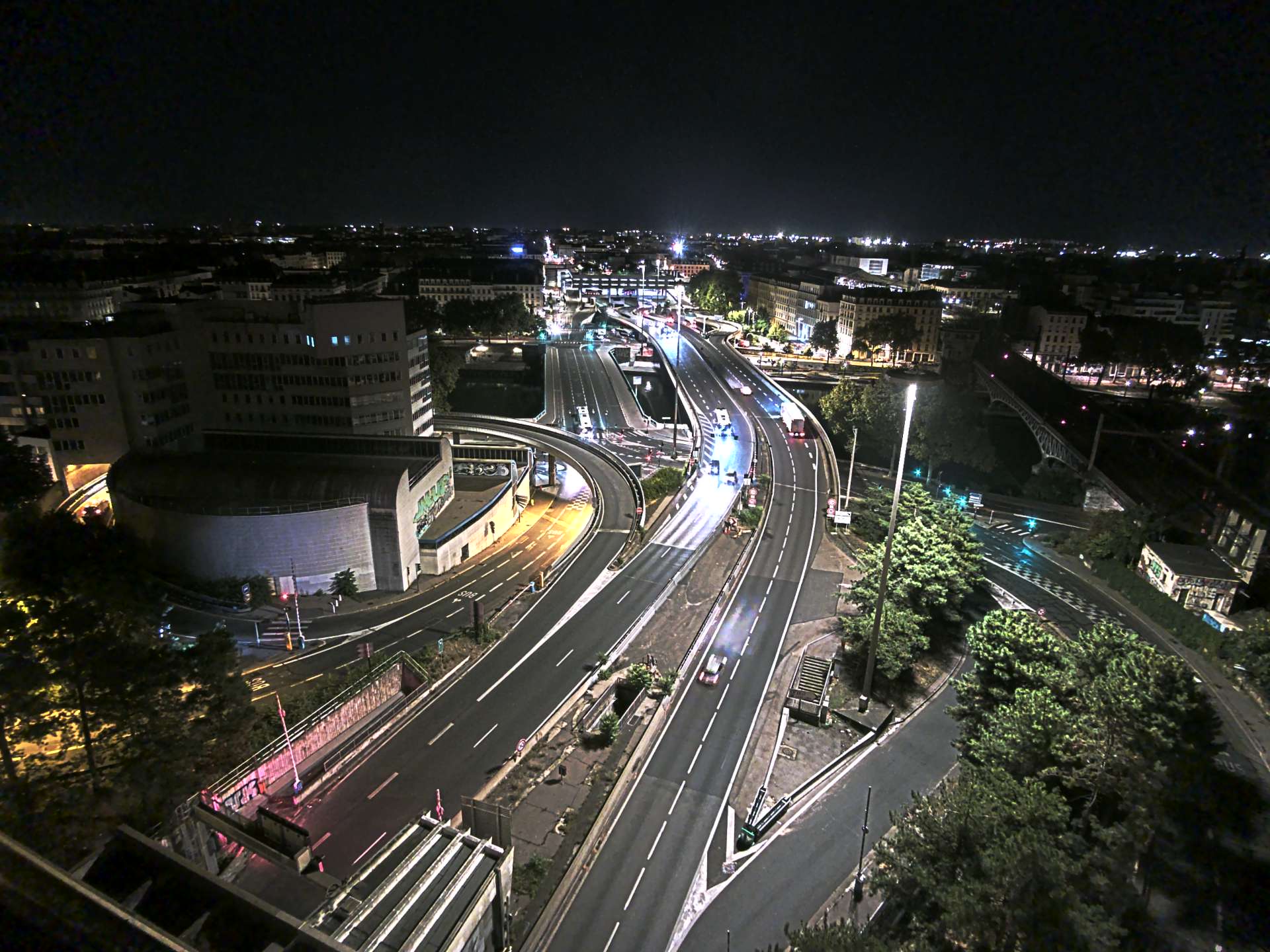 Caméra autoroute à Lyon Perrache à l'entrée Sud du Tunnel sous Fourvière, en direction de Marseille