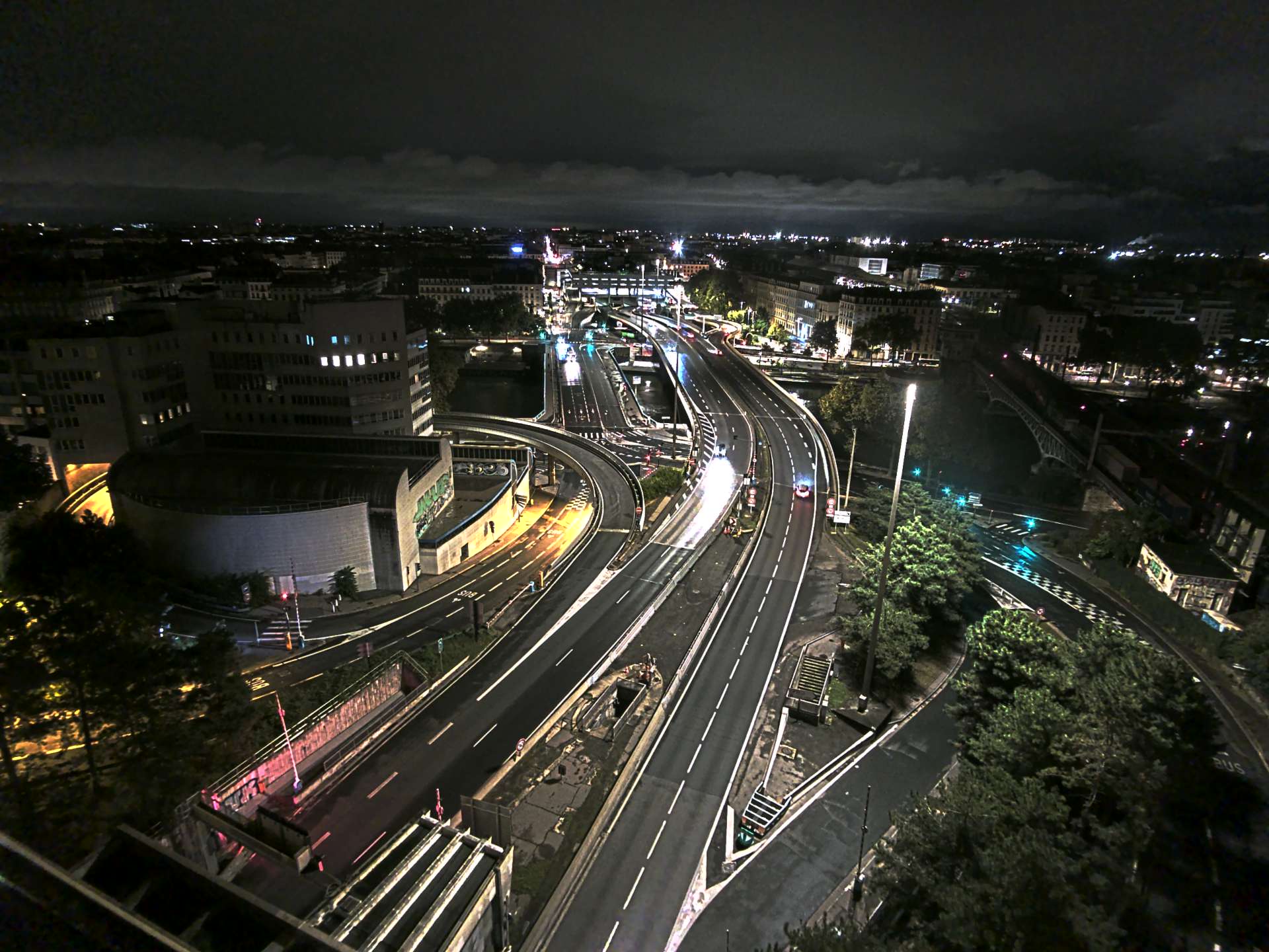 Caméra autoroute à Lyon Perrache à l'entrée Sud du Tunnel sous Fourvière, en direction de Marseille