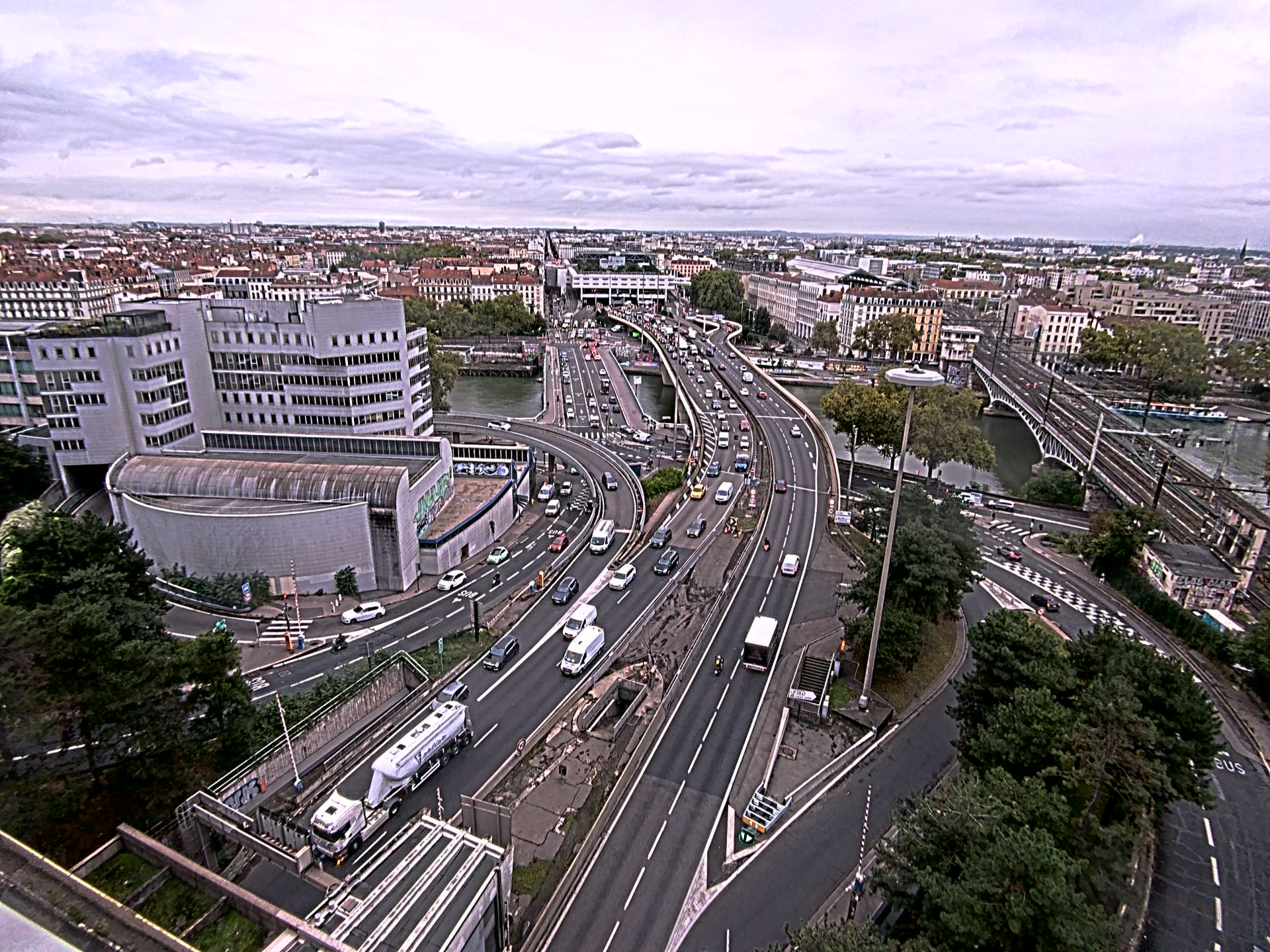 Caméra autoroute à Lyon Perrache à l'entrée Sud du Tunnel sous Fourvière, en direction de Marseille