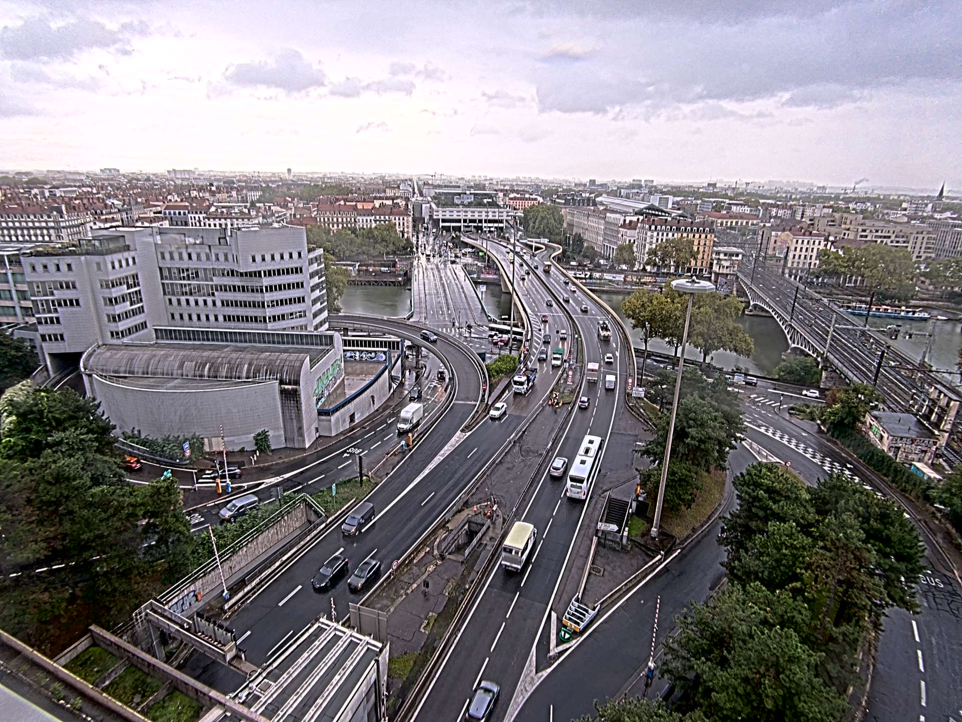 Caméra autoroute à Lyon Perrache à l'entrée Sud du Tunnel sous Fourvière, en direction de Marseille