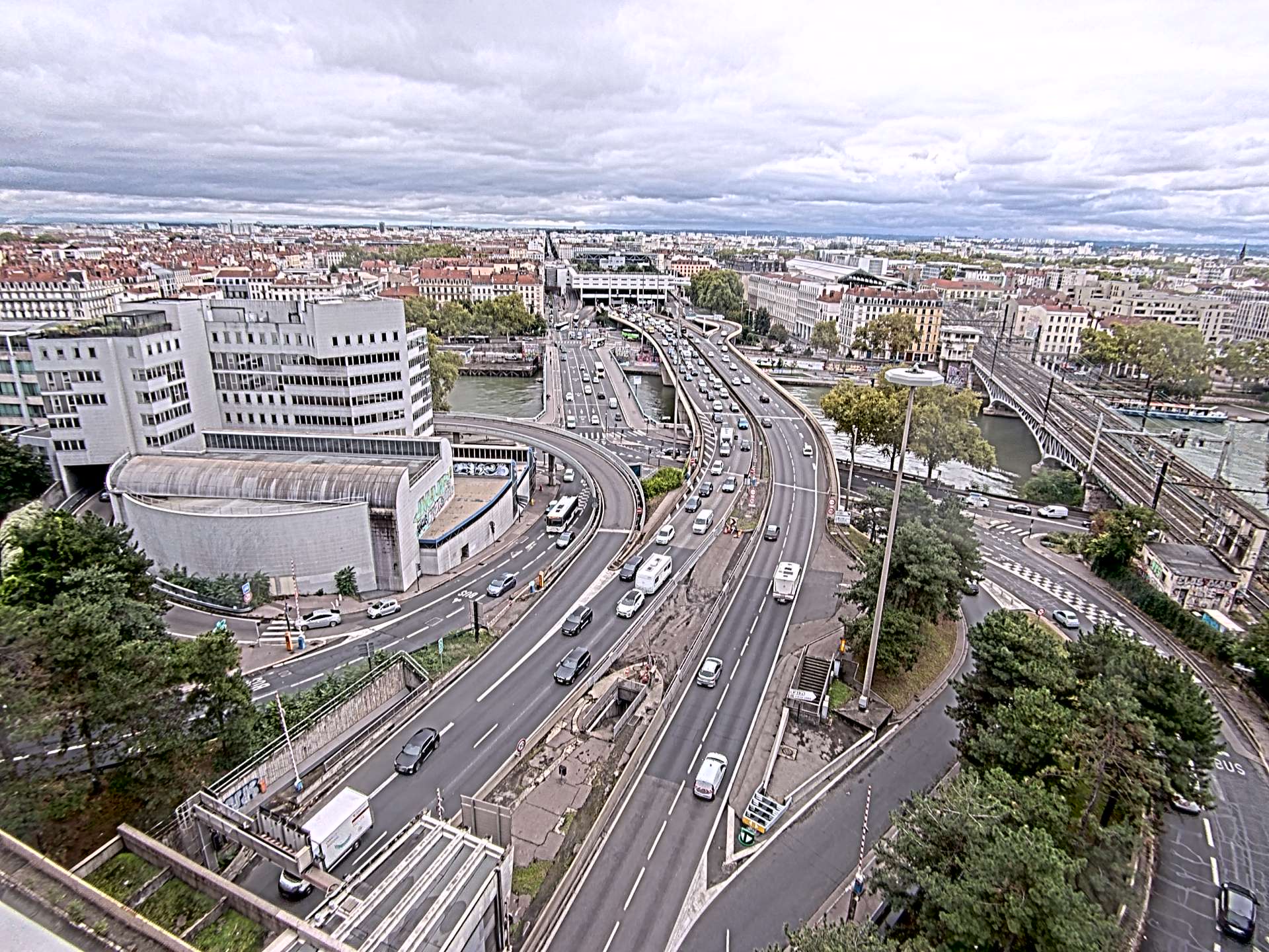 Caméra autoroute à Lyon Perrache à l'entrée Sud du Tunnel sous Fourvière, en direction de Marseille