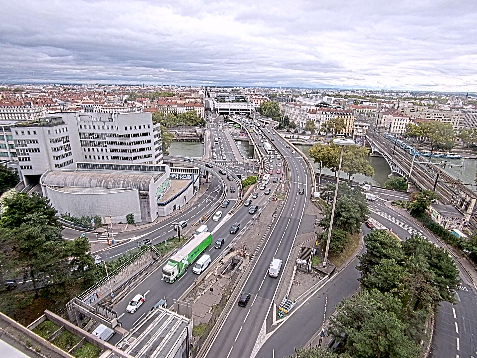 Caméra autoroute à Lyon Perrache à l'entrée Sud du Tunnel sous Fourvière, en direction de Marseille