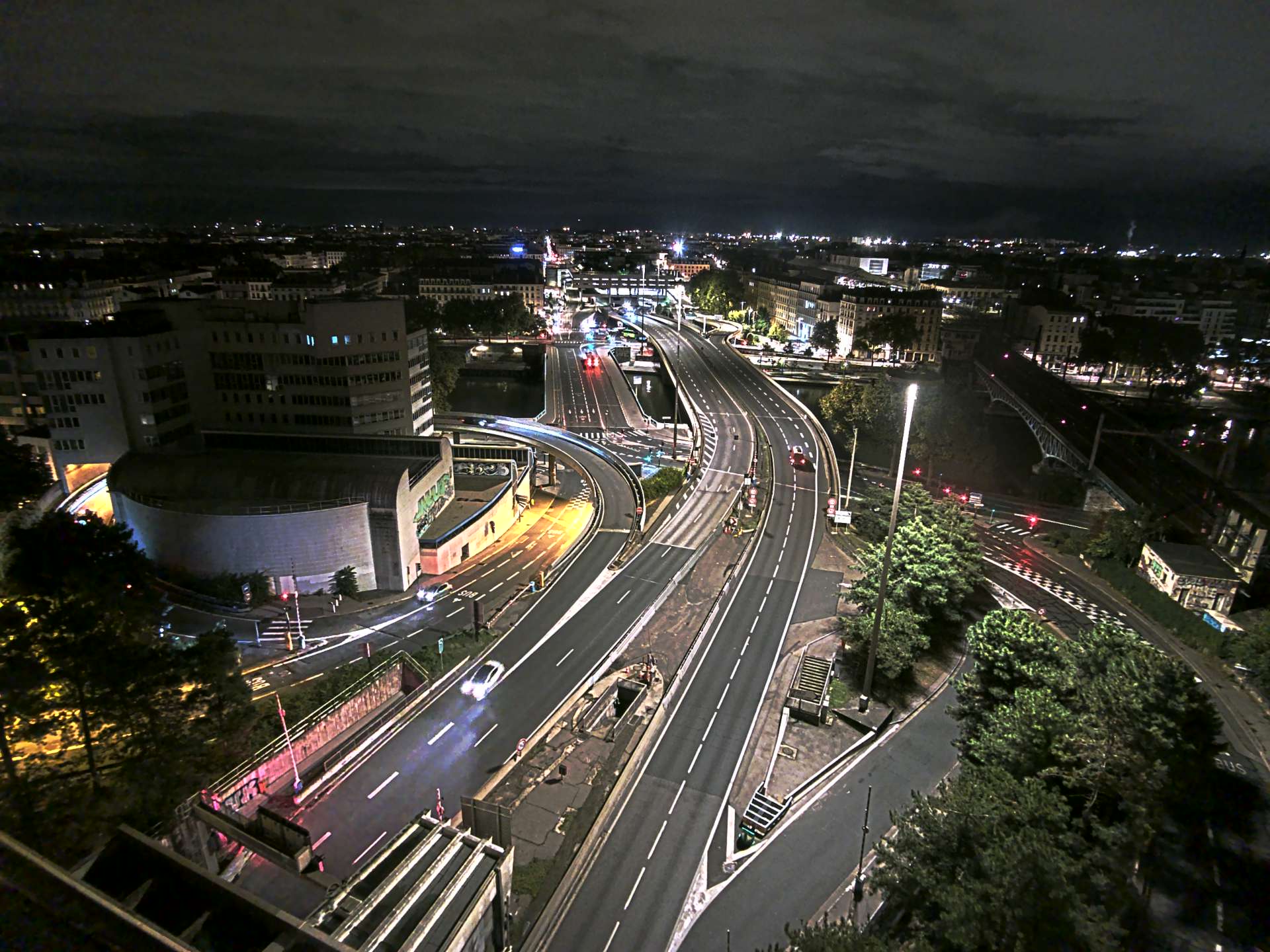 Caméra autoroute à Lyon Perrache à l'entrée Sud du Tunnel sous Fourvière, en direction de Marseille