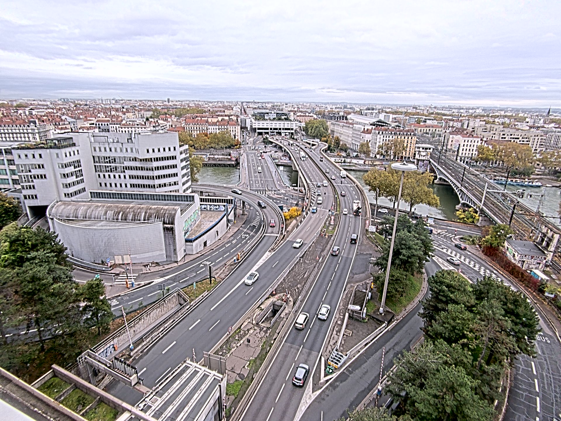 Caméra autoroute à Lyon Perrache à l'entrée Sud du Tunnel sous Fourvière, en direction de Marseille