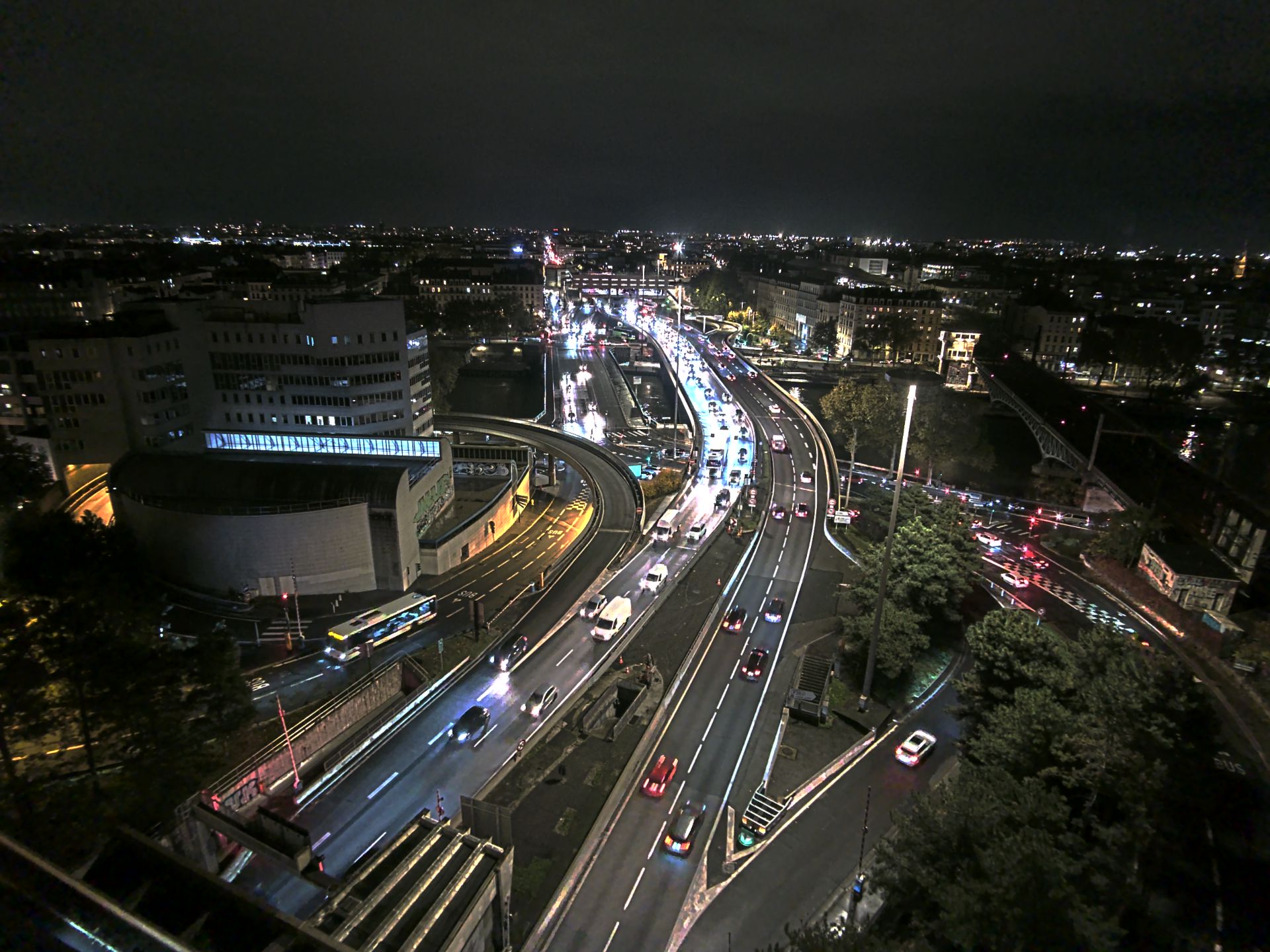 Caméra autoroute à Lyon Perrache à l'entrée Sud du Tunnel sous Fourvière, en direction de Marseille
