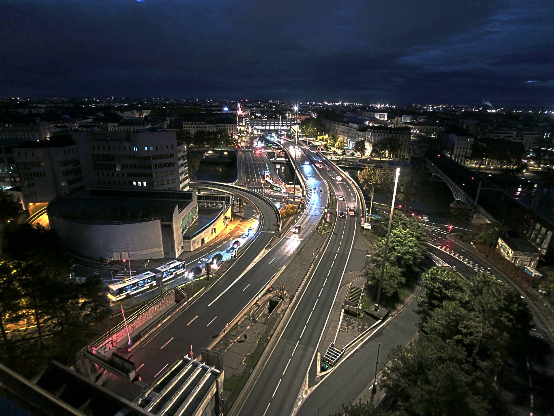 Caméra autoroute à Lyon Perrache à l'entrée Sud du Tunnel sous Fourvière, en direction de Marseille