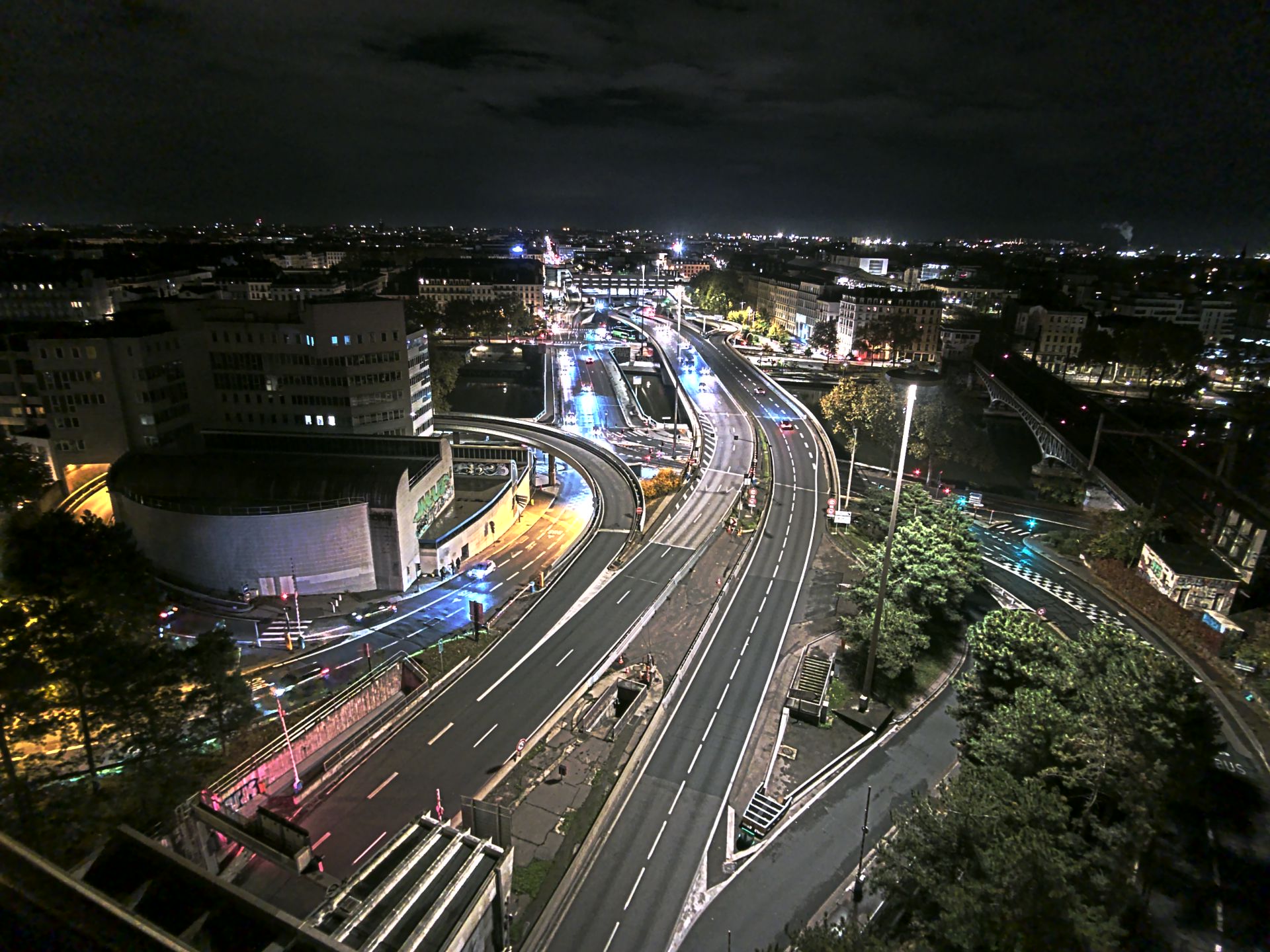 Caméra autoroute à Lyon Perrache à l'entrée Sud du Tunnel sous Fourvière, en direction de Marseille