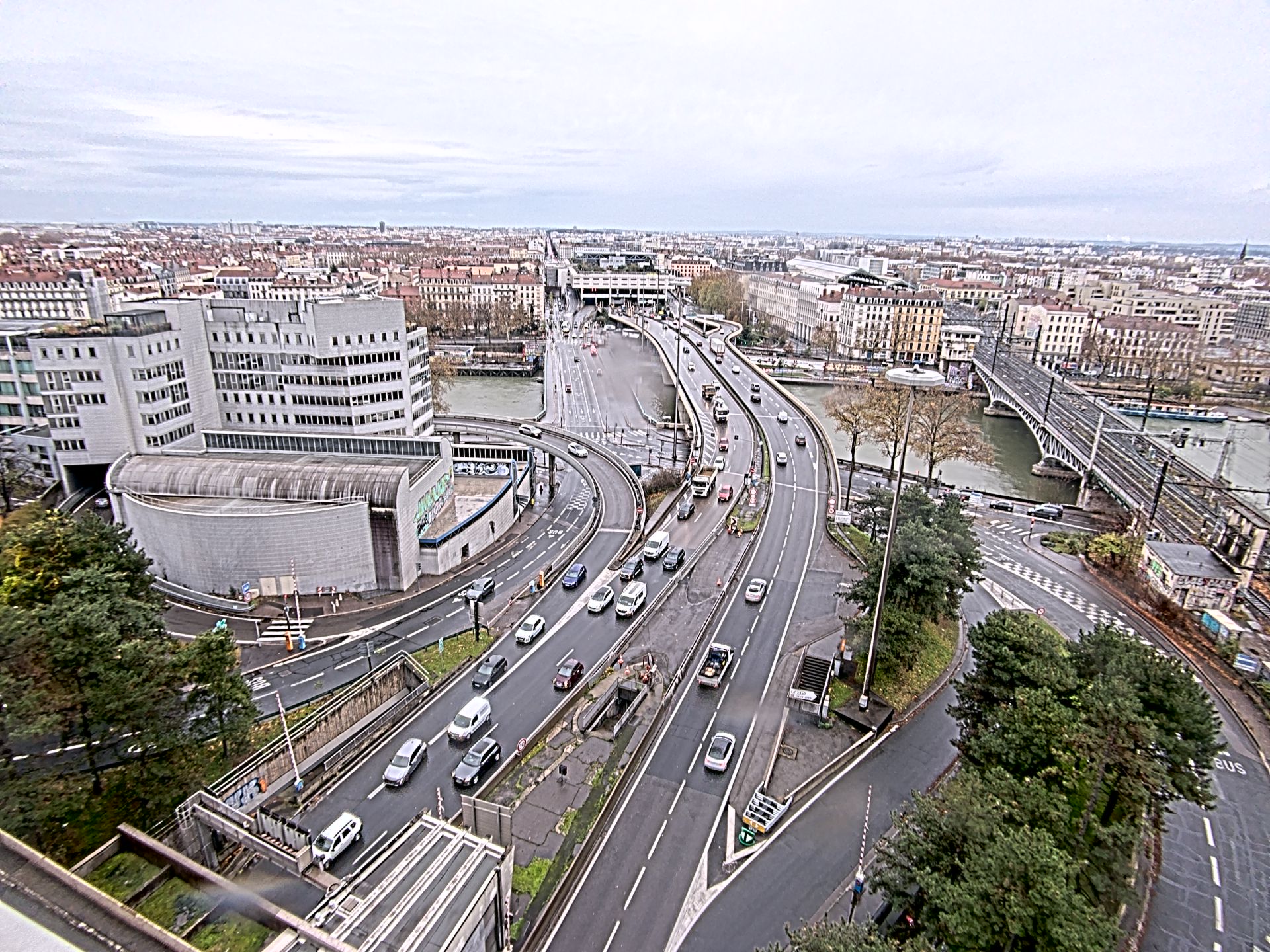 Caméra autoroute à Lyon Perrache à l'entrée Sud du Tunnel sous Fourvière, en direction de Marseille