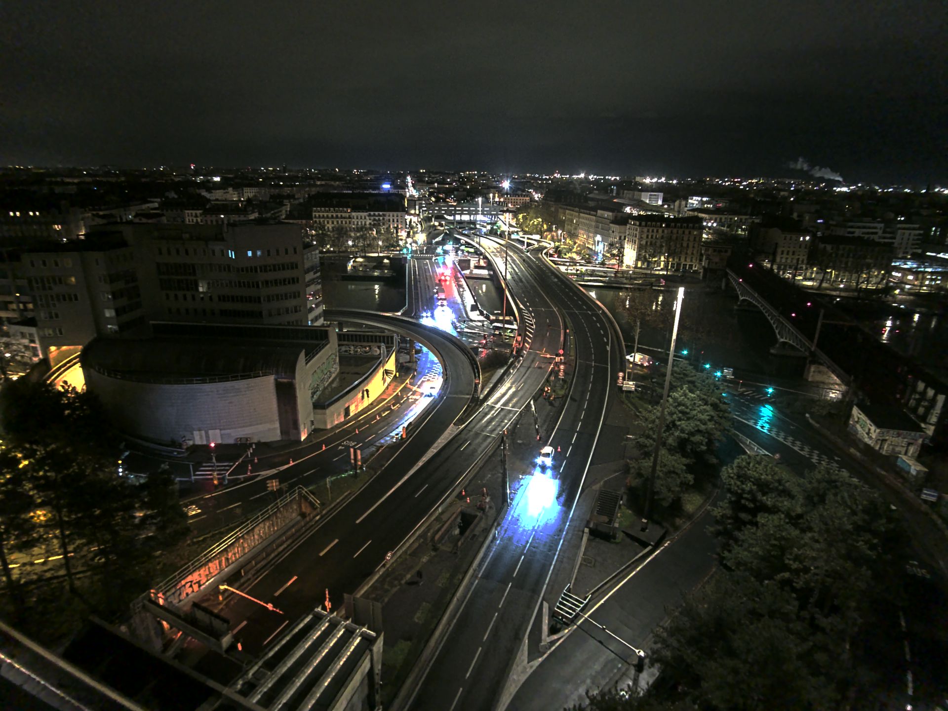Caméra autoroute à Lyon Perrache à l'entrée Sud du Tunnel sous Fourvière, en direction de Marseille