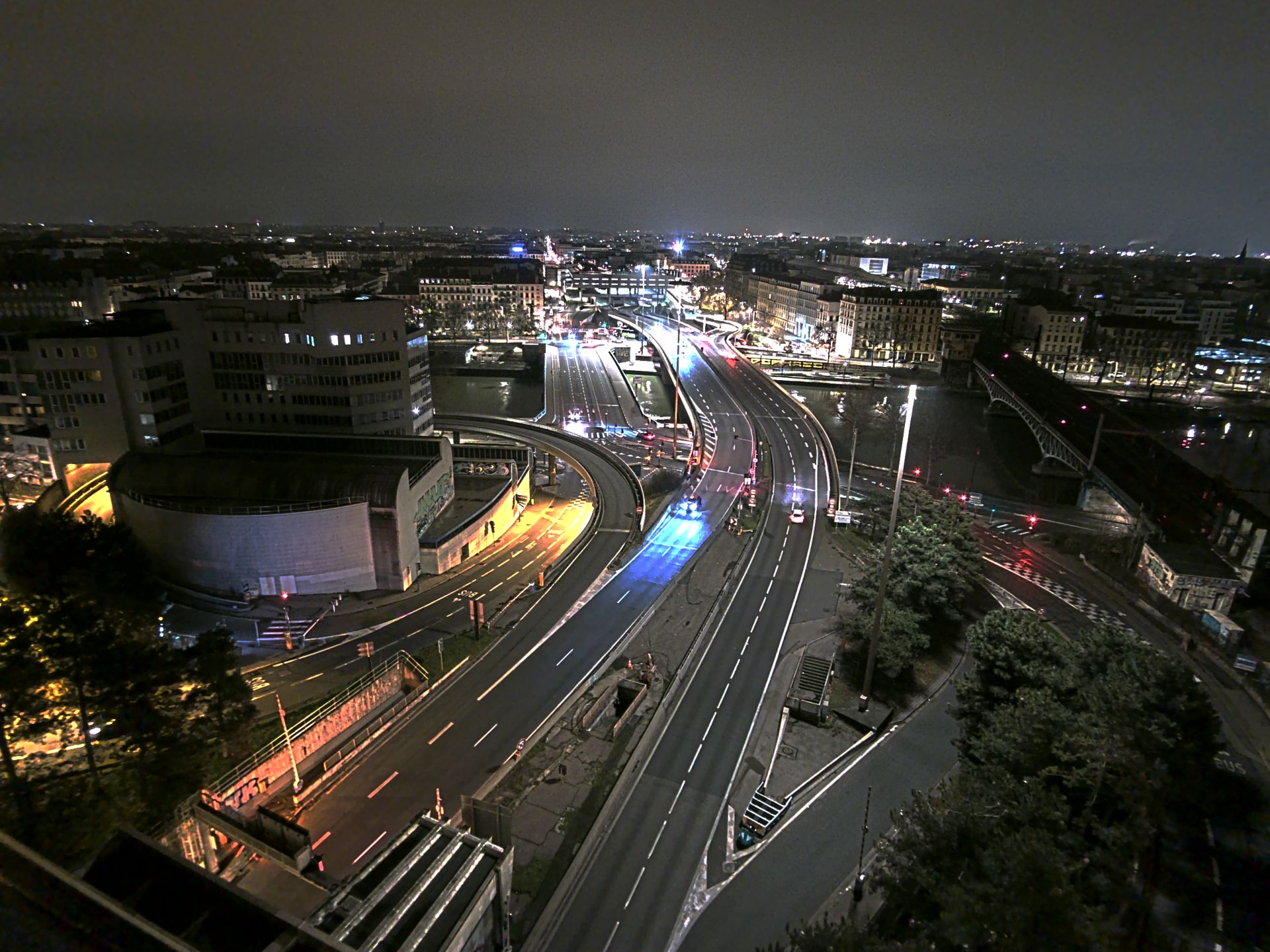 Caméra autoroute à Lyon Perrache à l'entrée Sud du Tunnel sous Fourvière, en direction de Marseille