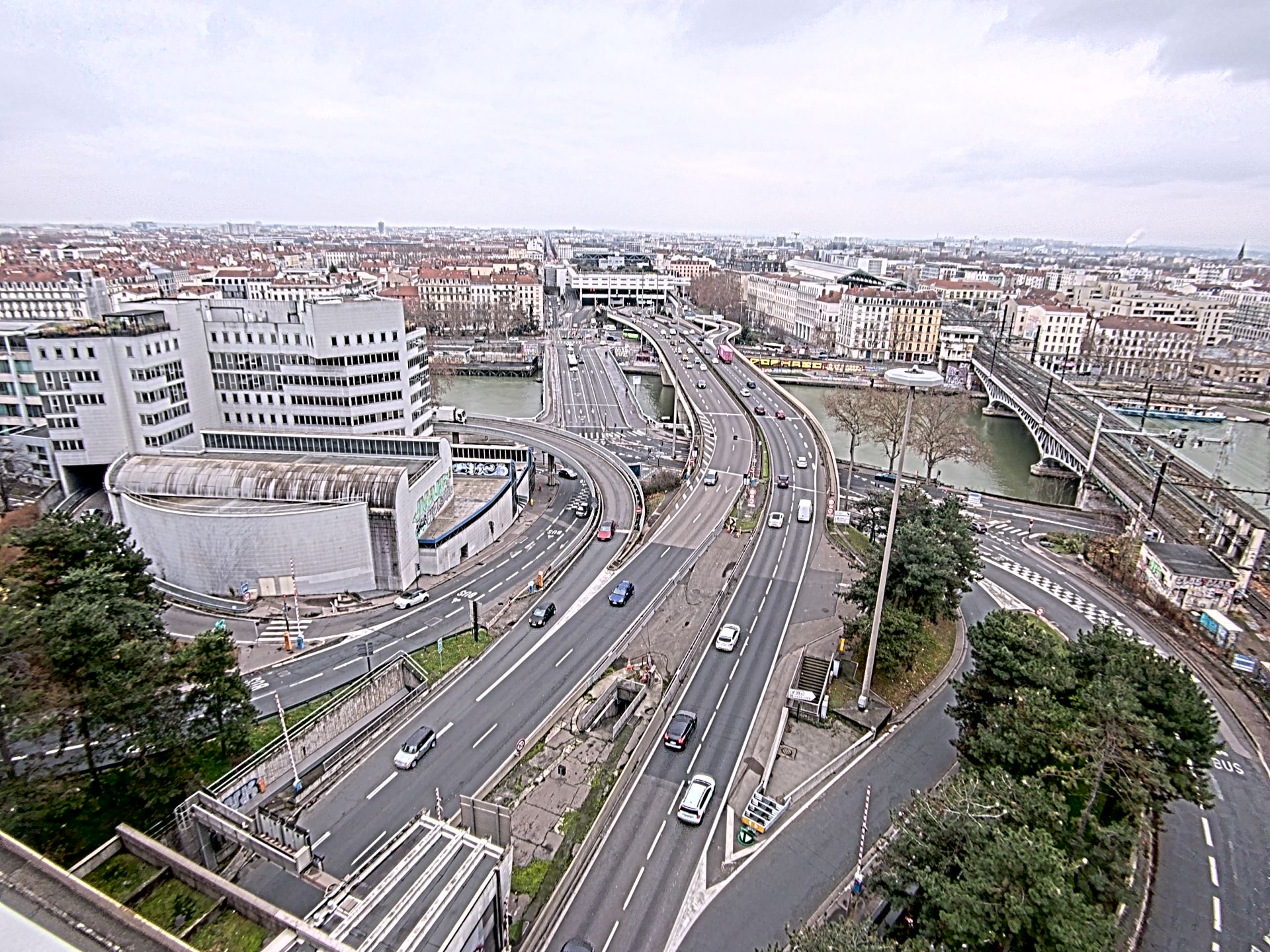 Caméra autoroute à Lyon Perrache à l'entrée Sud du Tunnel sous Fourvière, en direction de Marseille