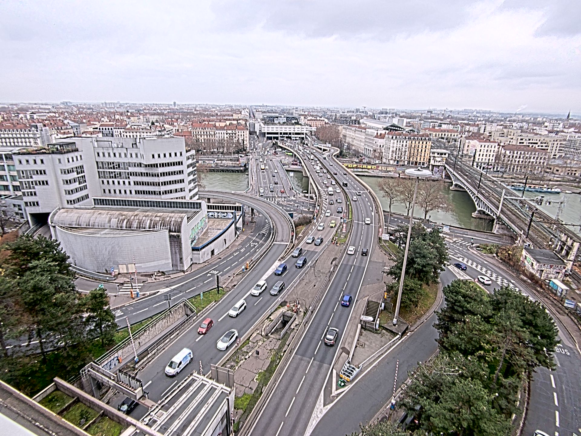 Caméra autoroute à Lyon Perrache à l'entrée Sud du Tunnel sous Fourvière, en direction de Marseille