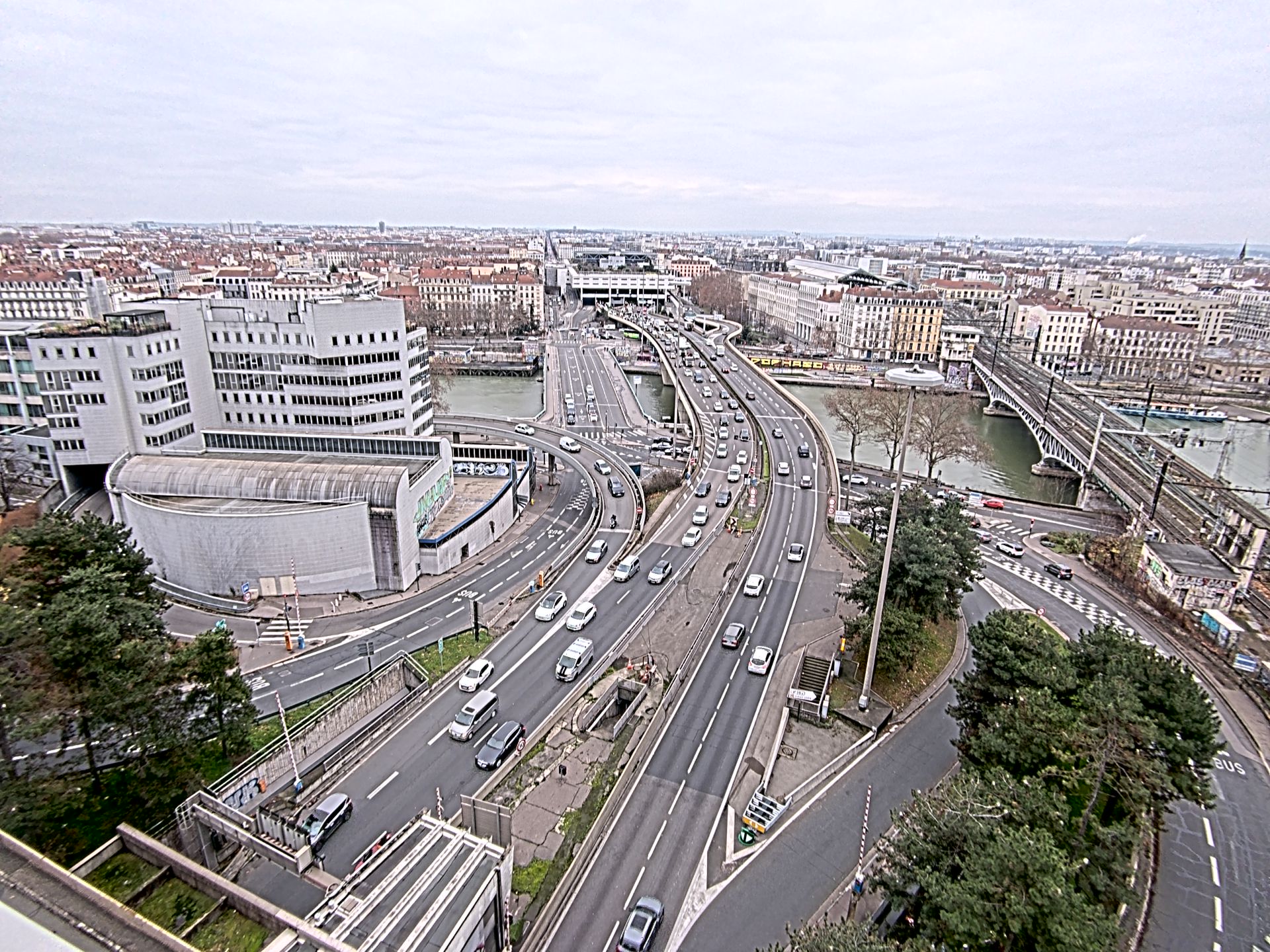 Caméra autoroute à Lyon Perrache à l'entrée Sud du Tunnel sous Fourvière, en direction de Marseille