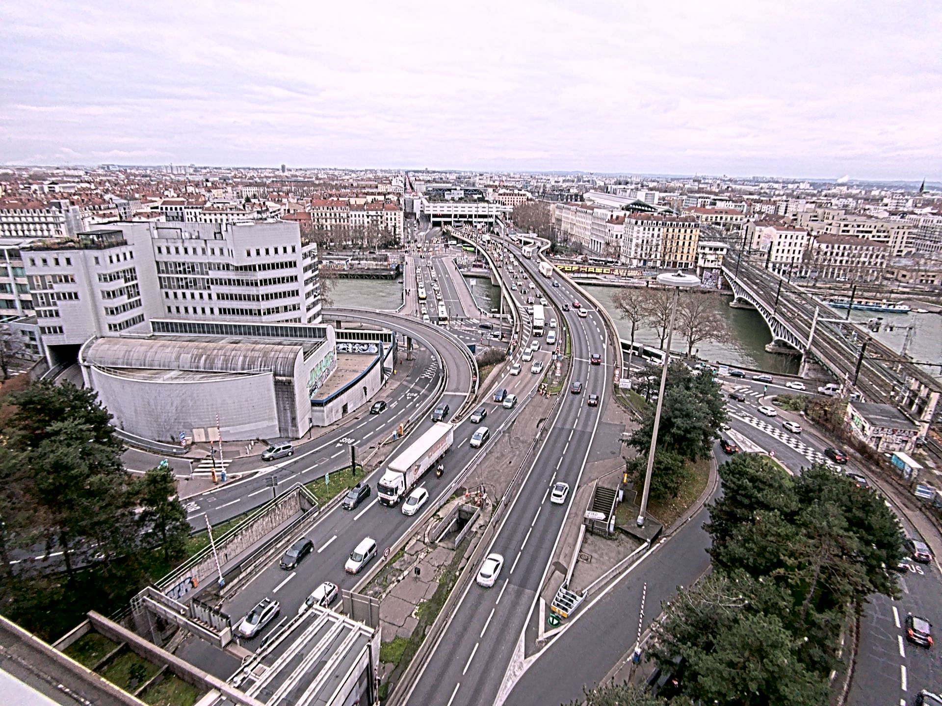 Caméra autoroute à Lyon Perrache à l'entrée Sud du Tunnel sous Fourvière, en direction de Marseille