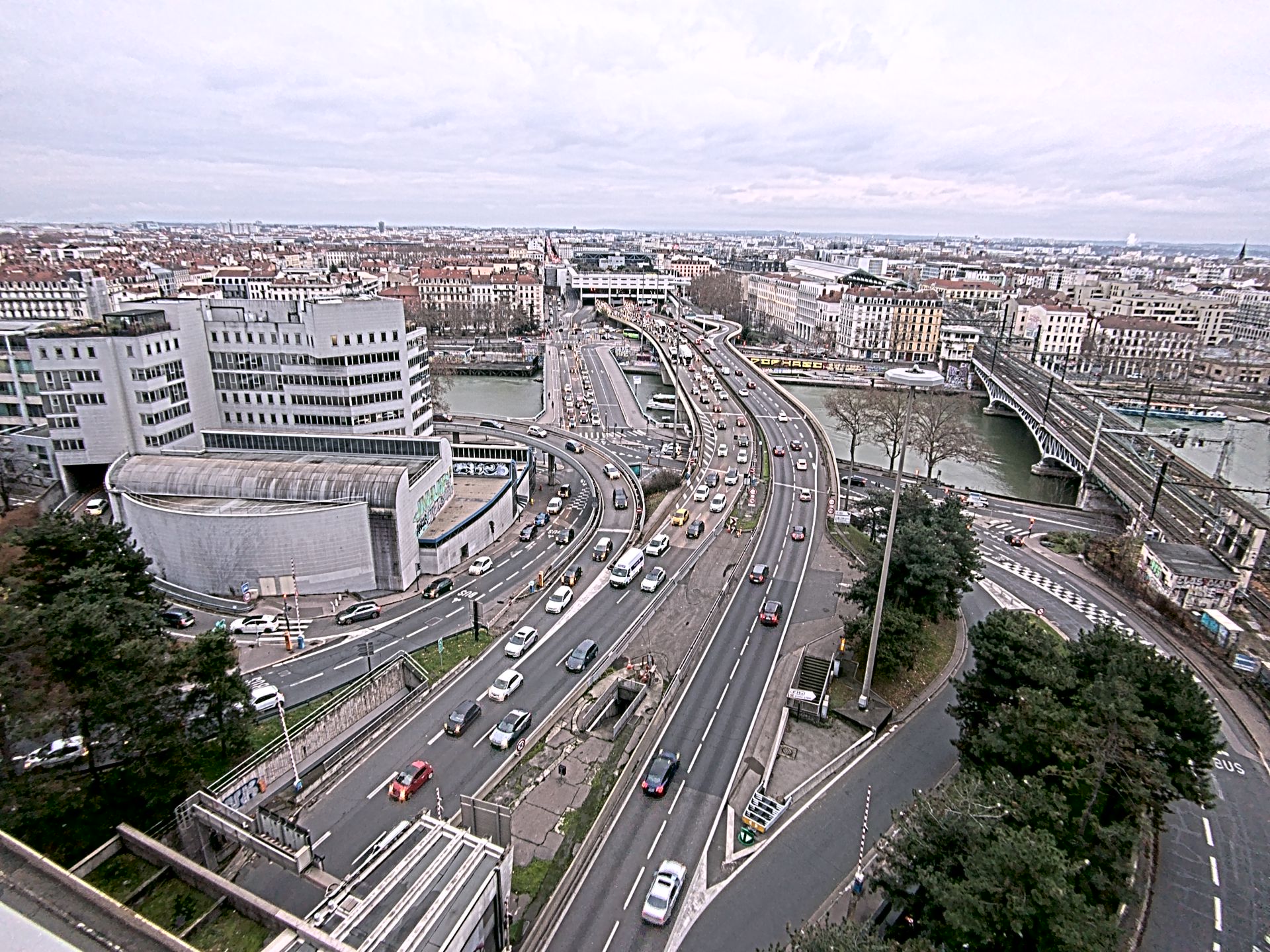 Caméra autoroute à Lyon Perrache à l'entrée Sud du Tunnel sous Fourvière, en direction de Marseille