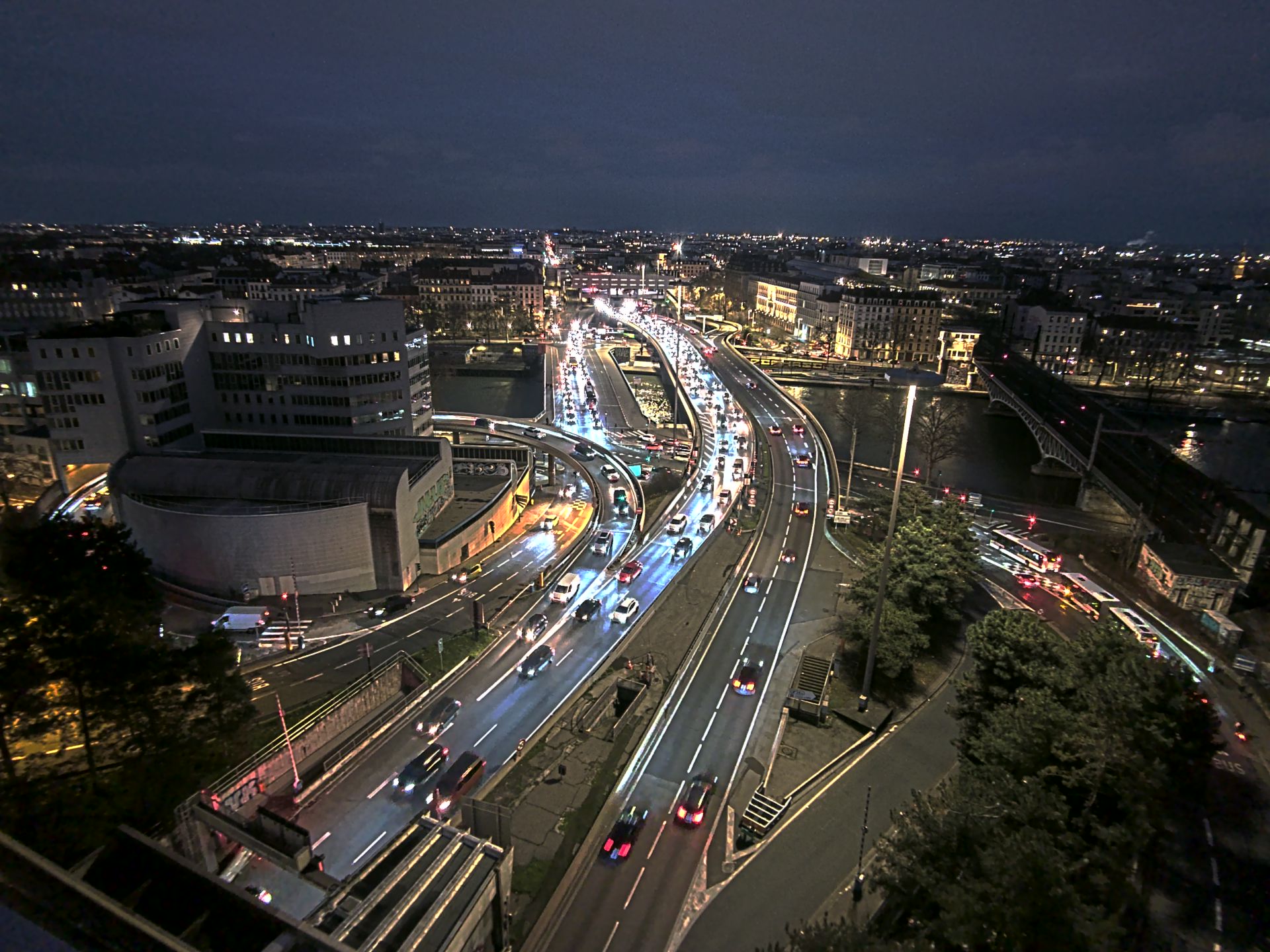 Caméra autoroute à Lyon Perrache à l'entrée Sud du Tunnel sous Fourvière, en direction de Marseille