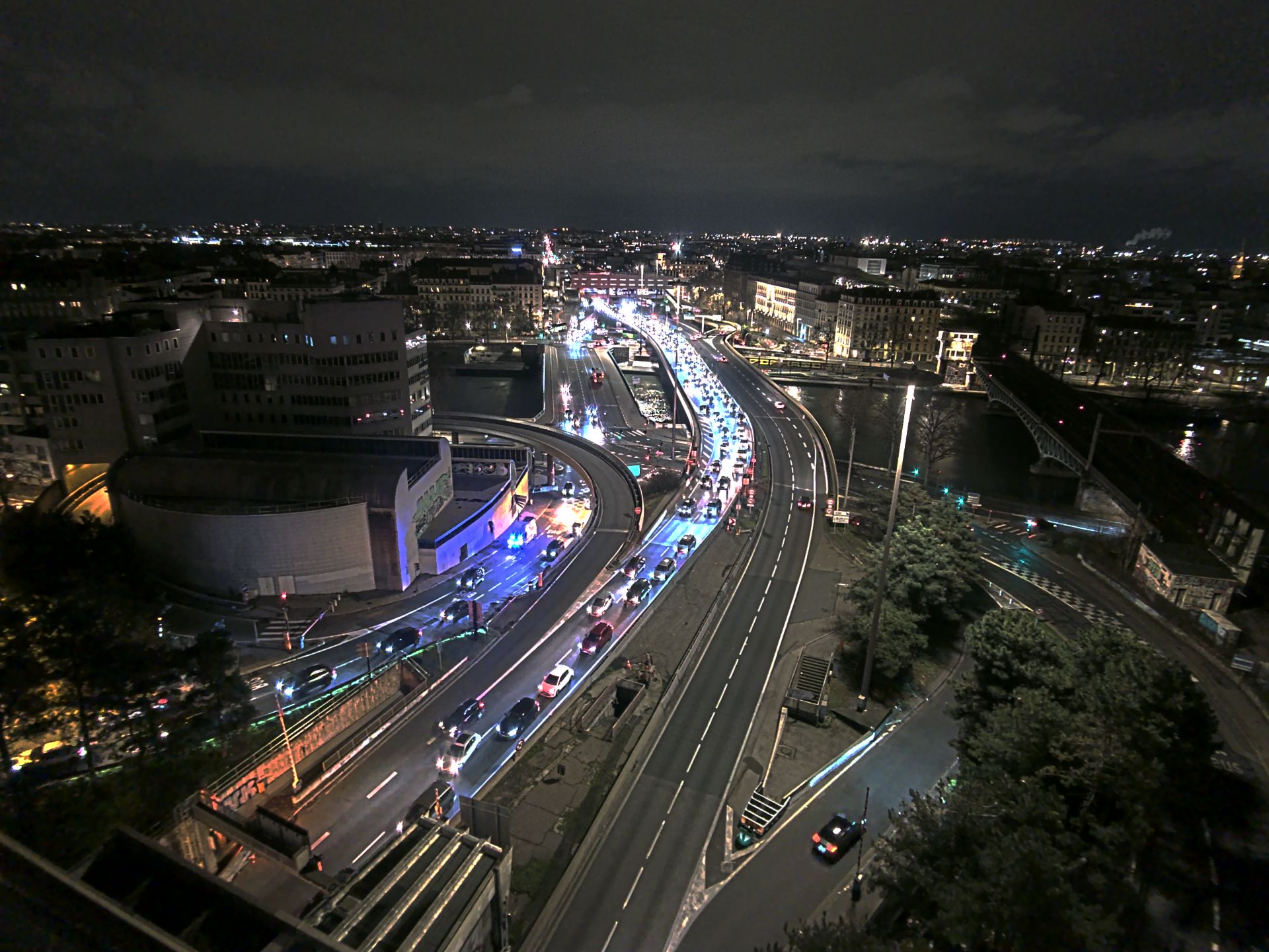 Caméra autoroute à Lyon Perrache à l'entrée Sud du Tunnel sous Fourvière, en direction de Marseille