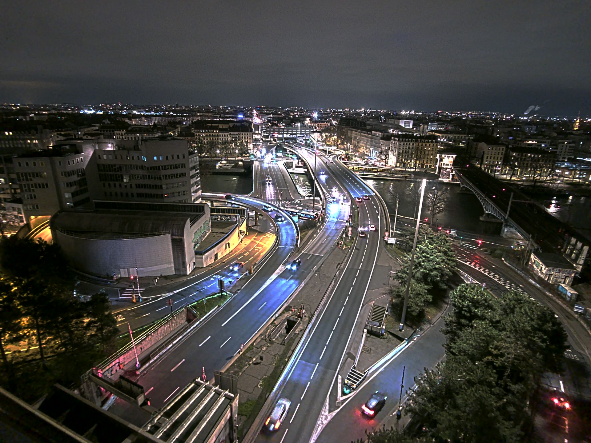 Caméra autoroute à Lyon Perrache à l'entrée Sud du Tunnel sous Fourvière, en direction de Marseille