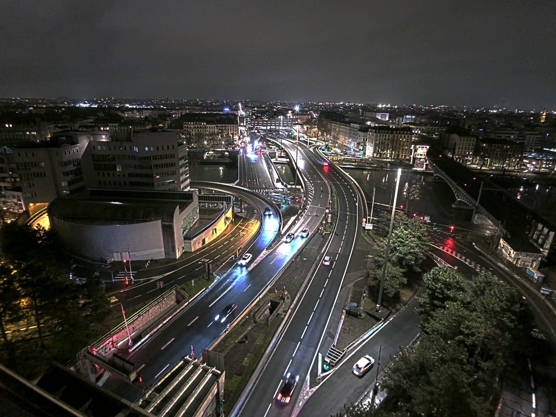 Caméra autoroute à Lyon Perrache à l'entrée Sud du Tunnel sous Fourvière, en direction de Marseille