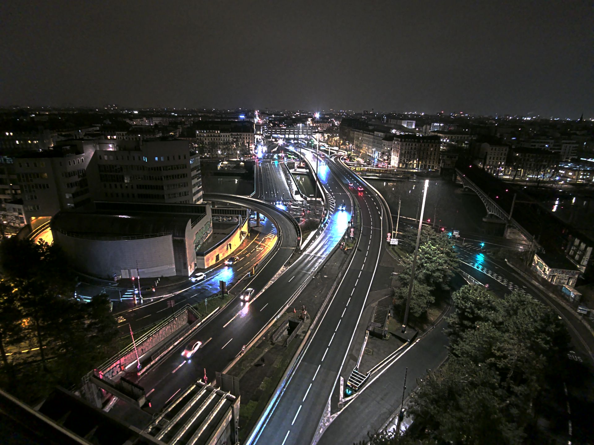 Caméra autoroute à Lyon Perrache à l'entrée Sud du Tunnel sous Fourvière, en direction de Marseille