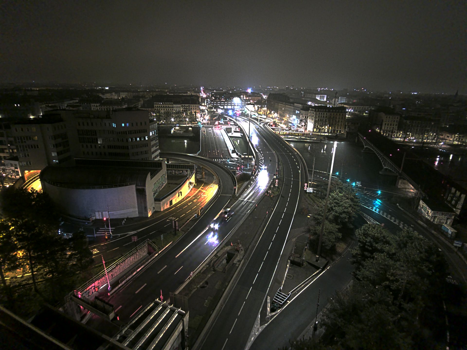 Caméra autoroute à Lyon Perrache à l'entrée Sud du Tunnel sous Fourvière, en direction de Marseille